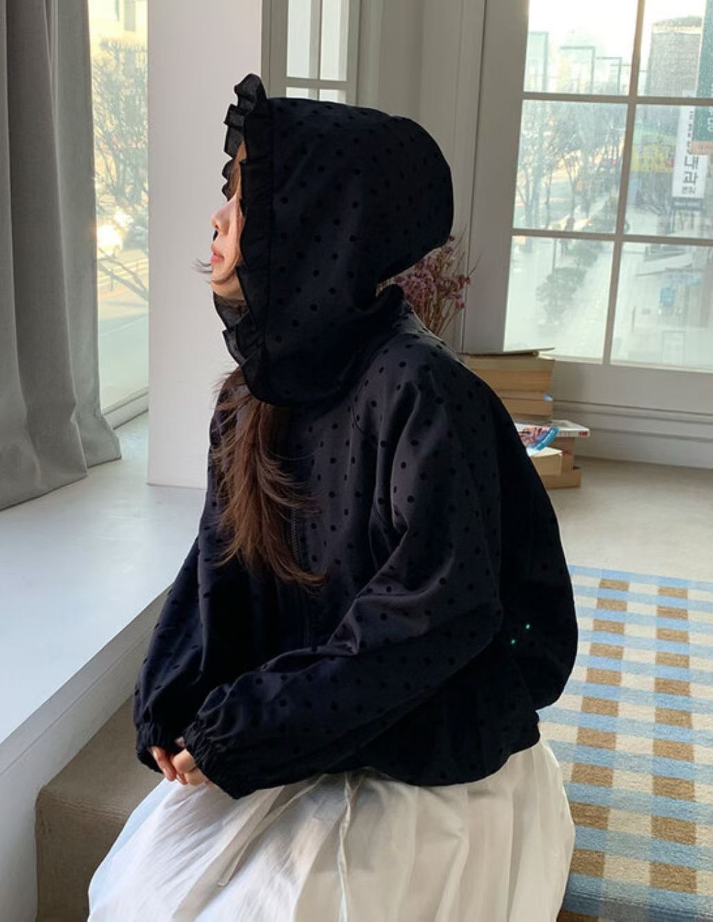 黑色圓點連帽風衣外套