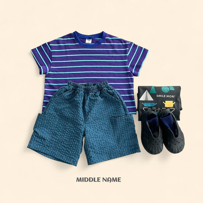 🇰🇷middle name tee