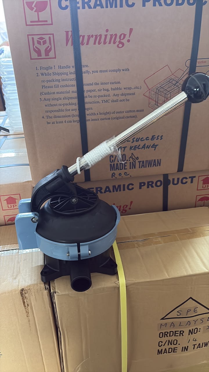 Whale Titan Gusher BP9021 For 1-1/2” Hose