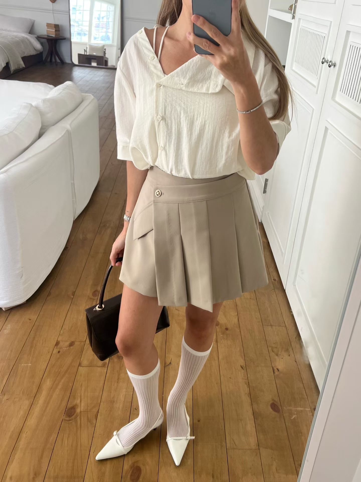 B10 斜襟排釦設計感短袖襯