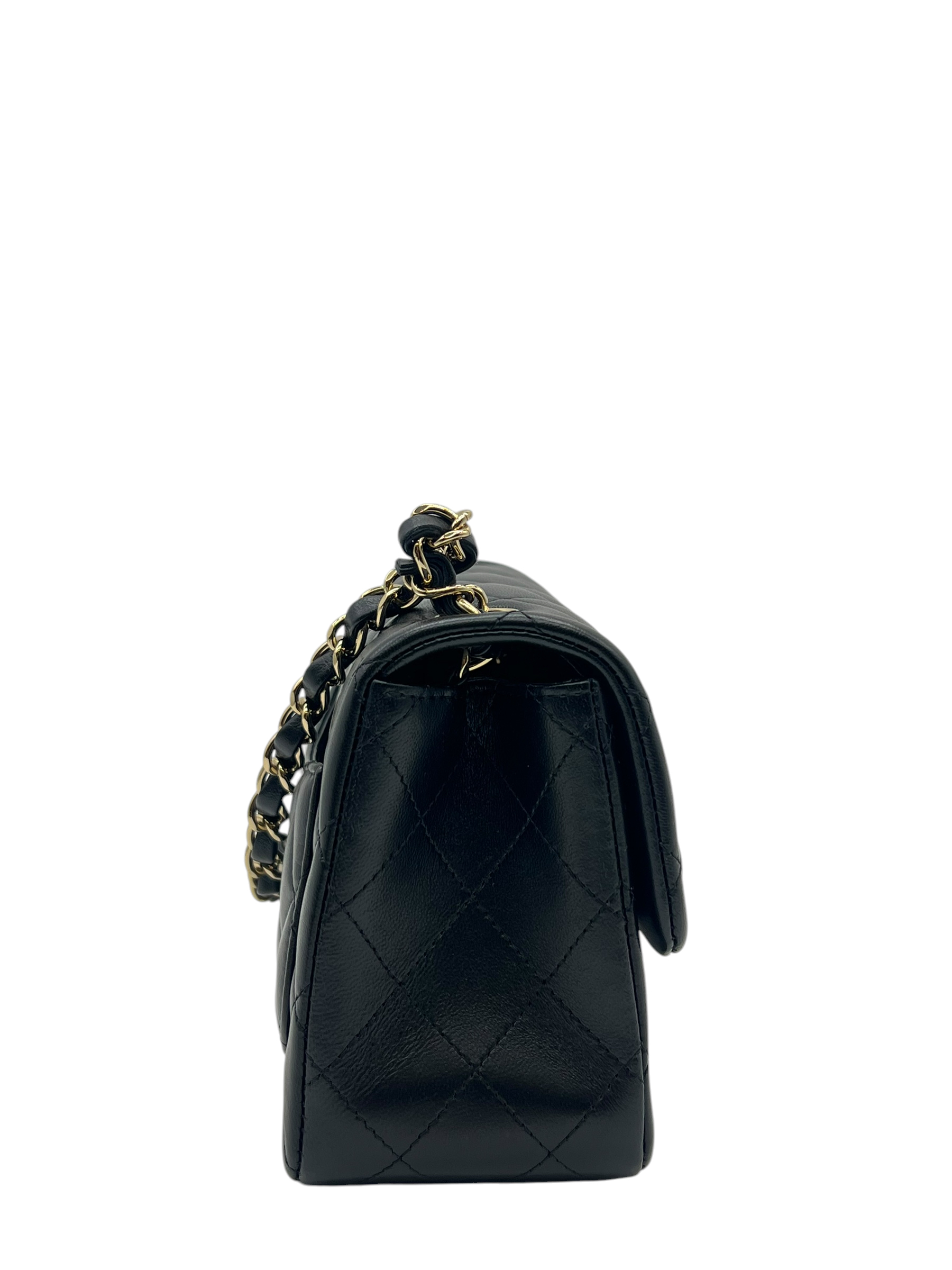 Pre-Owned CHANEL Mini Classic Flap Bg / Product Code: 26052804a