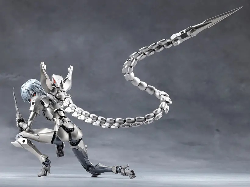 Wreckage Hunter (MegaloMaria Unlimited Universe)