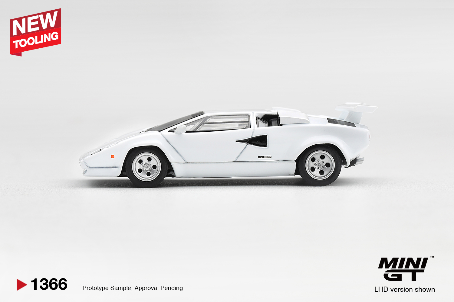 （預訂 Pre Order) MINI GT ( MGT01366 - L ) Lamborghini Countach LP500S White
