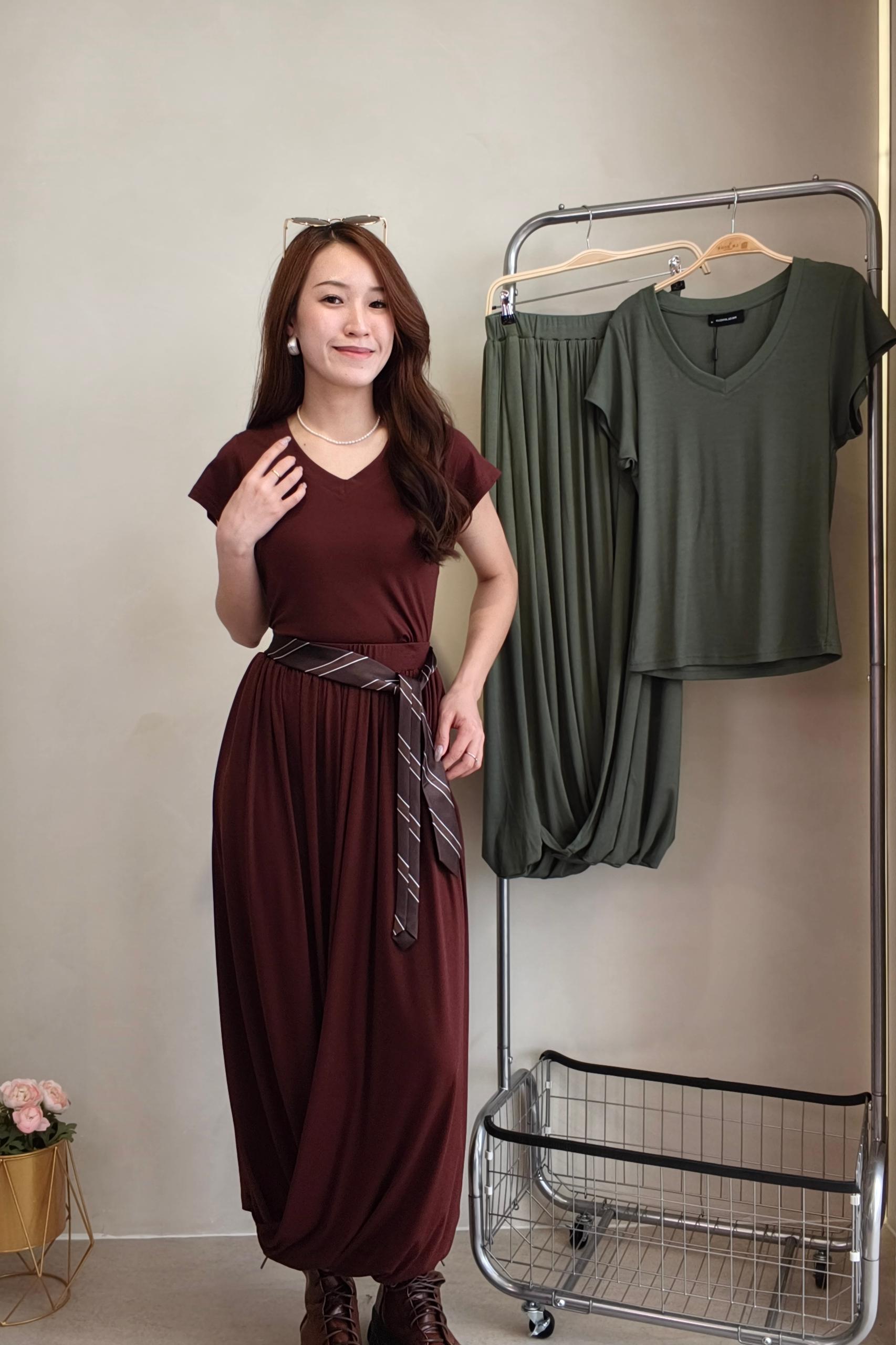 CS1386 Structured A-Line Midi Skirt
