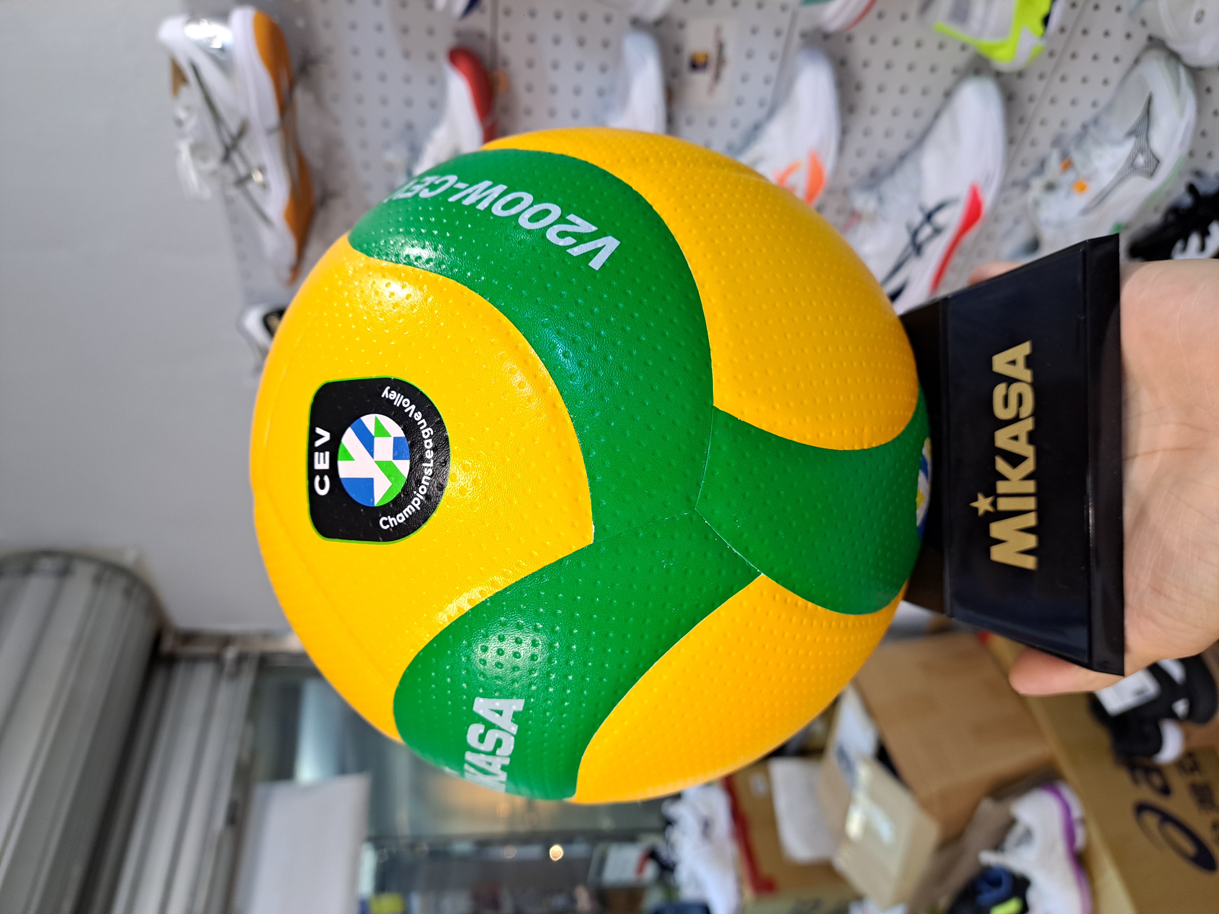 Mikasa Volleyball ~ 最新型號 V200W