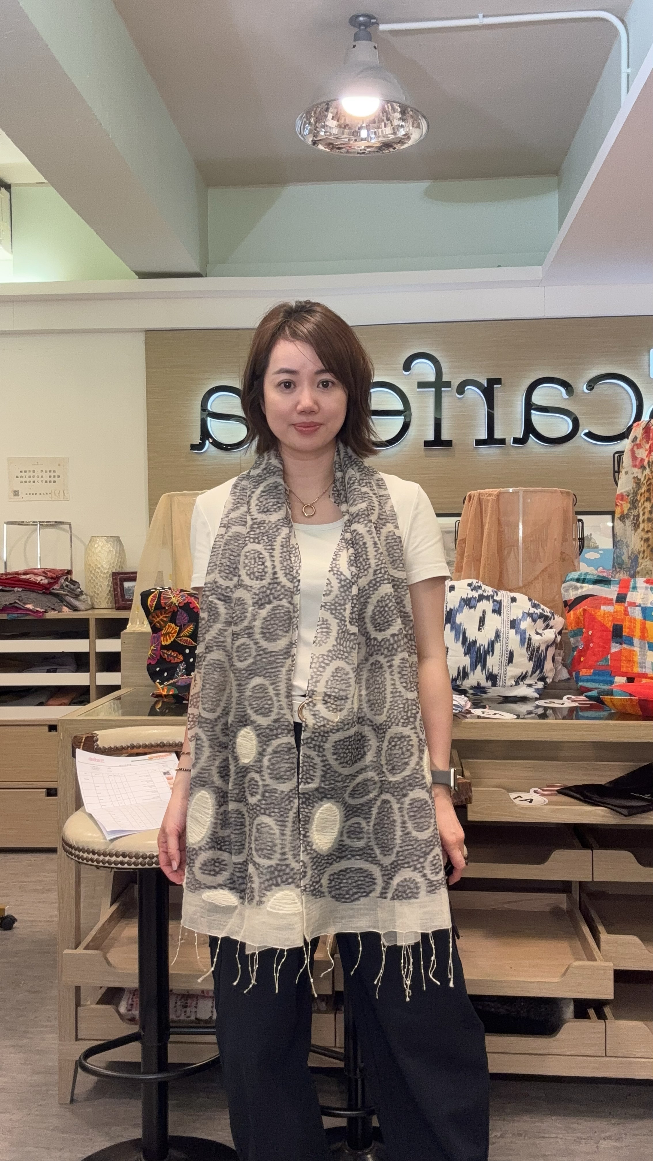 ［訂購] A11 Scarf 