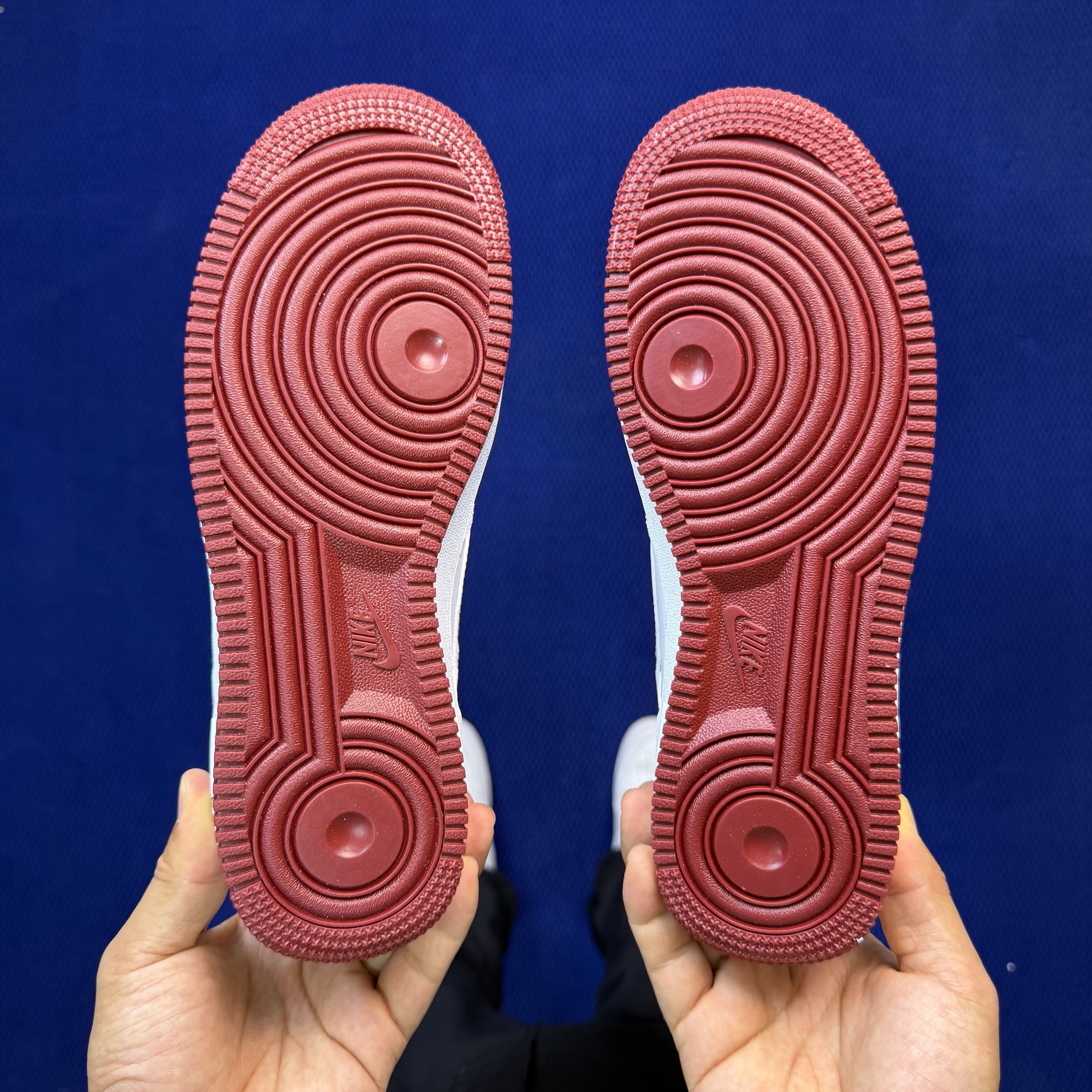 Nike Air Force 1 '07 HM9483-100