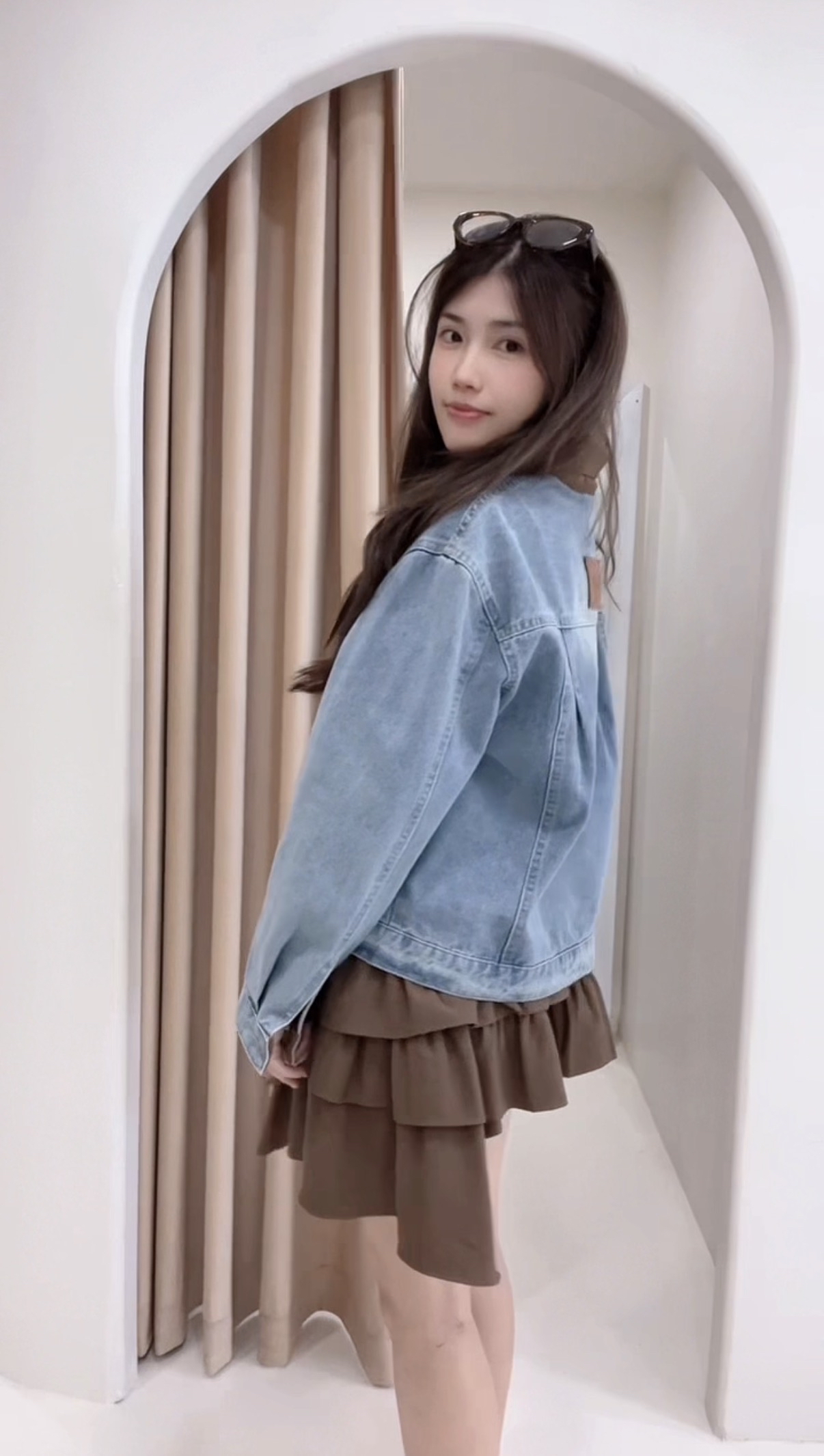 韩系褐领牛仔外套