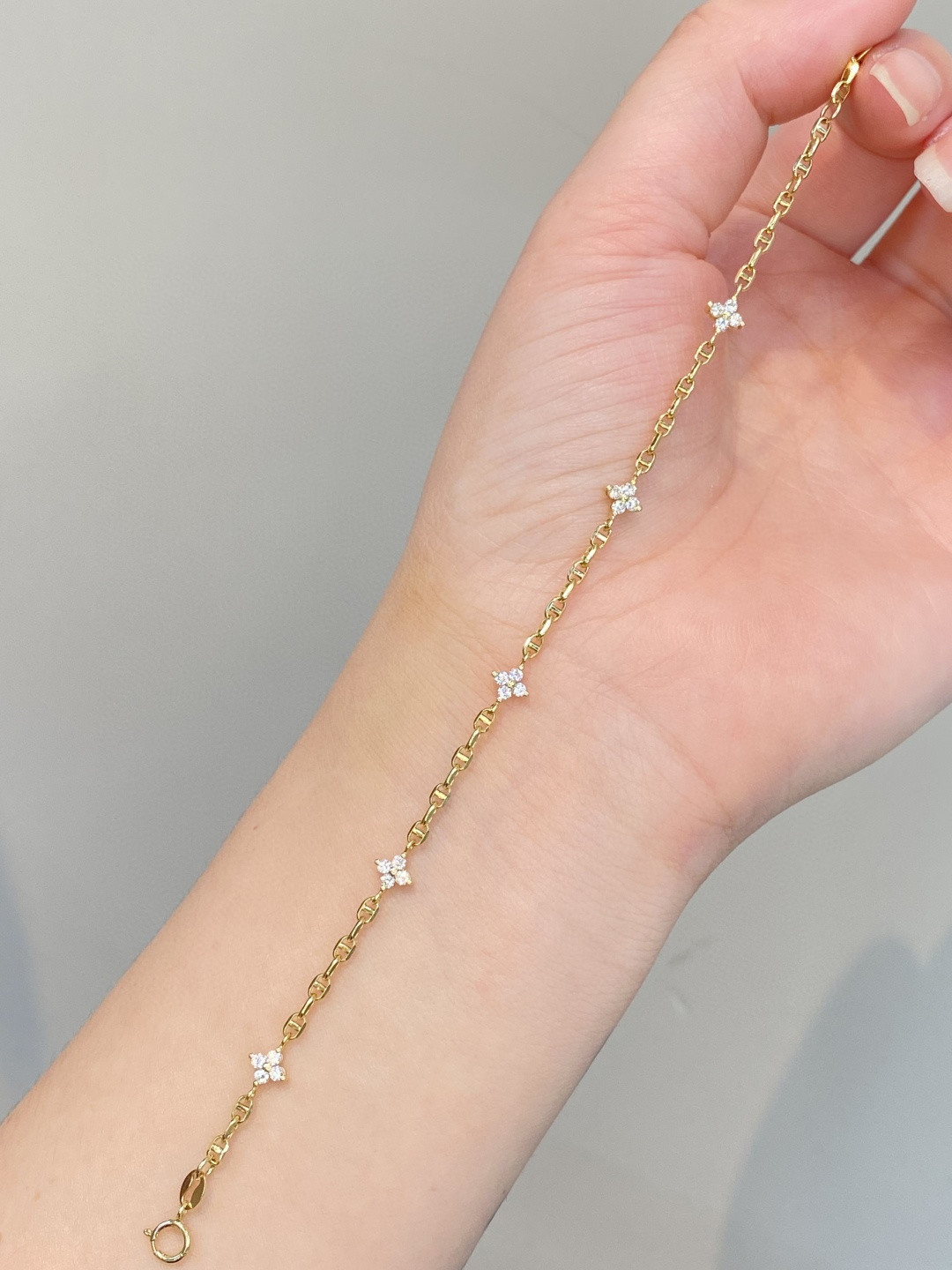 18K Diamond Bracelet 