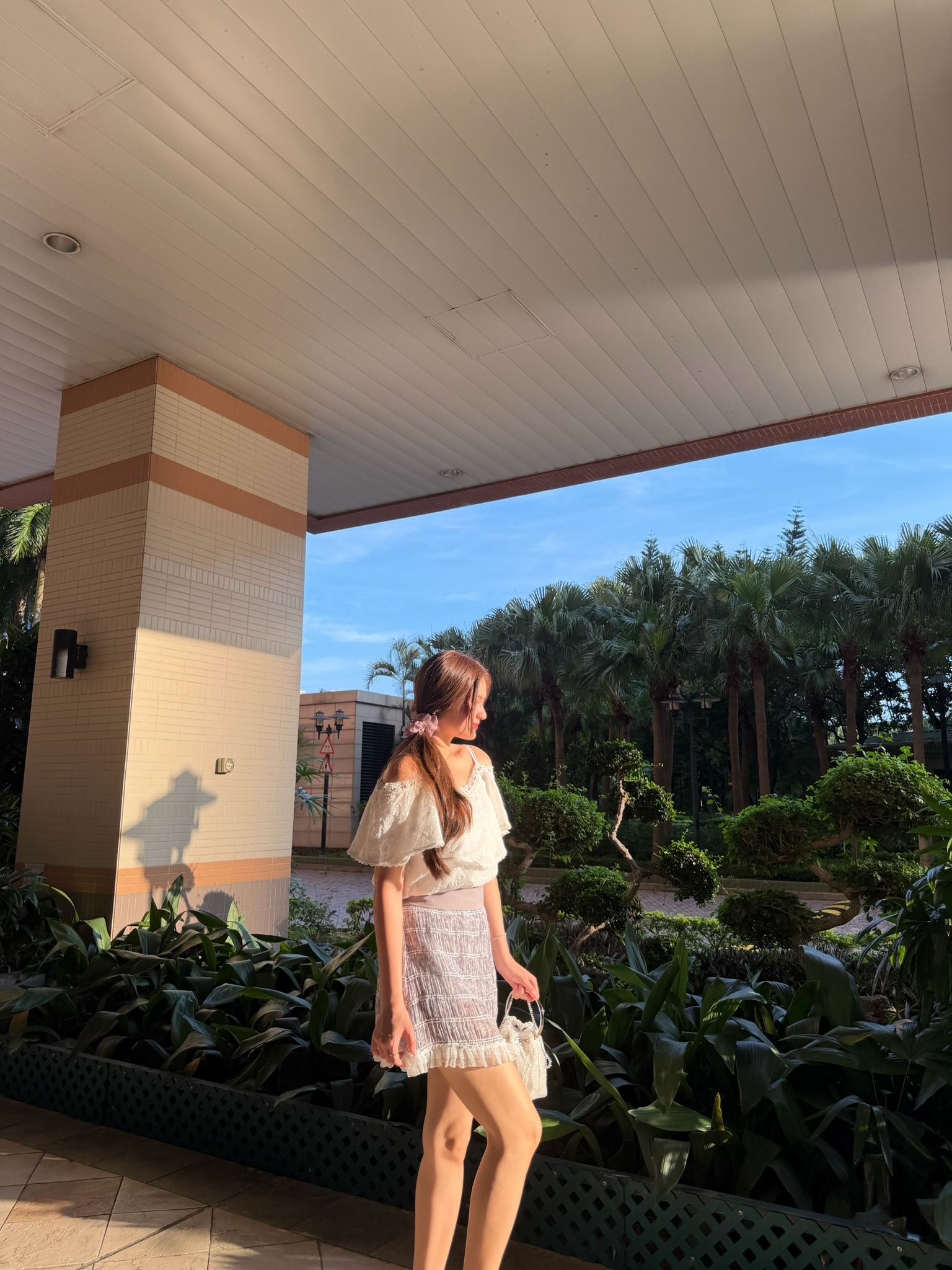 #HANNA-made# Iridescent Fleur Off-Shoulder Blouse