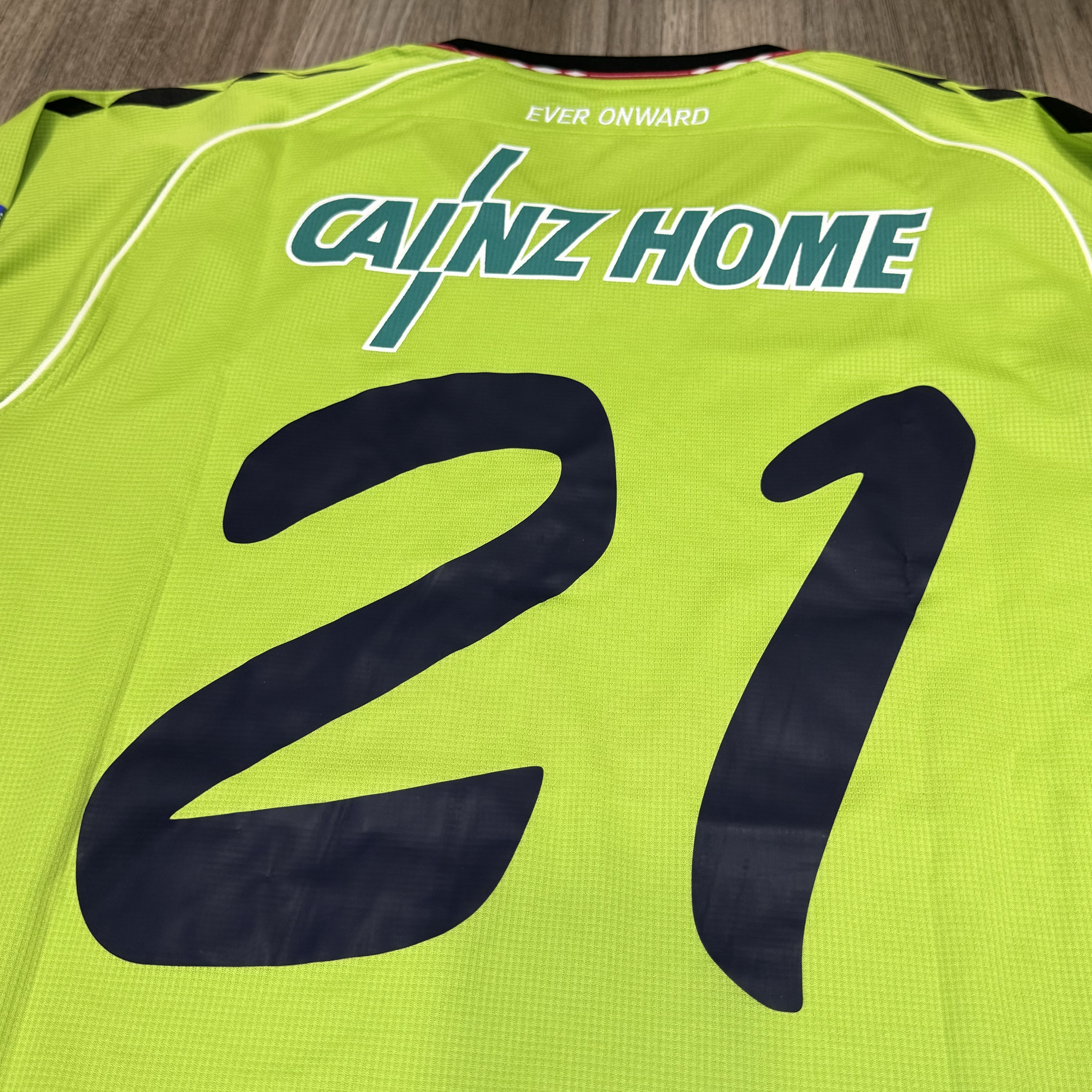 草津溫泉 Thespakusatsu Gunma 2008 goalkeeper shirt #21