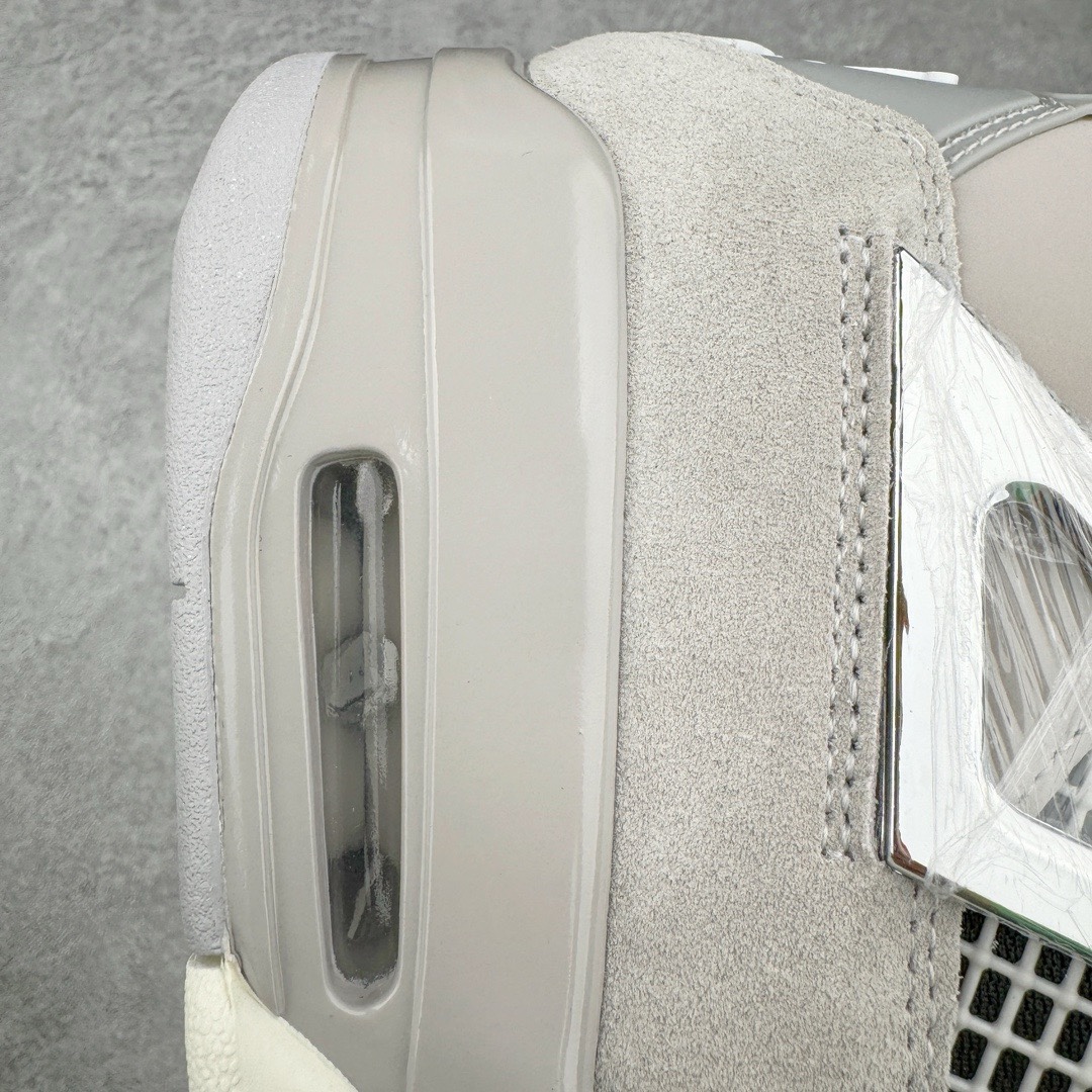 Air Jordan 4 Retro "Frozen Moments" AQ9129-001