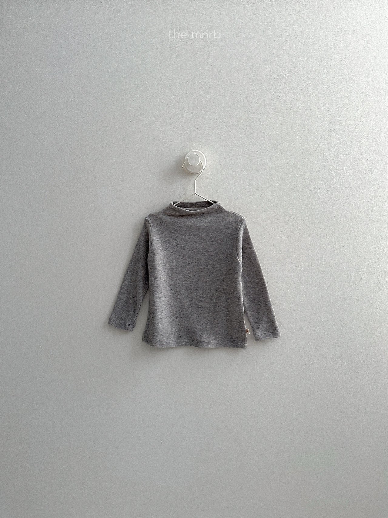 Mnirobe | angora mock neck tee