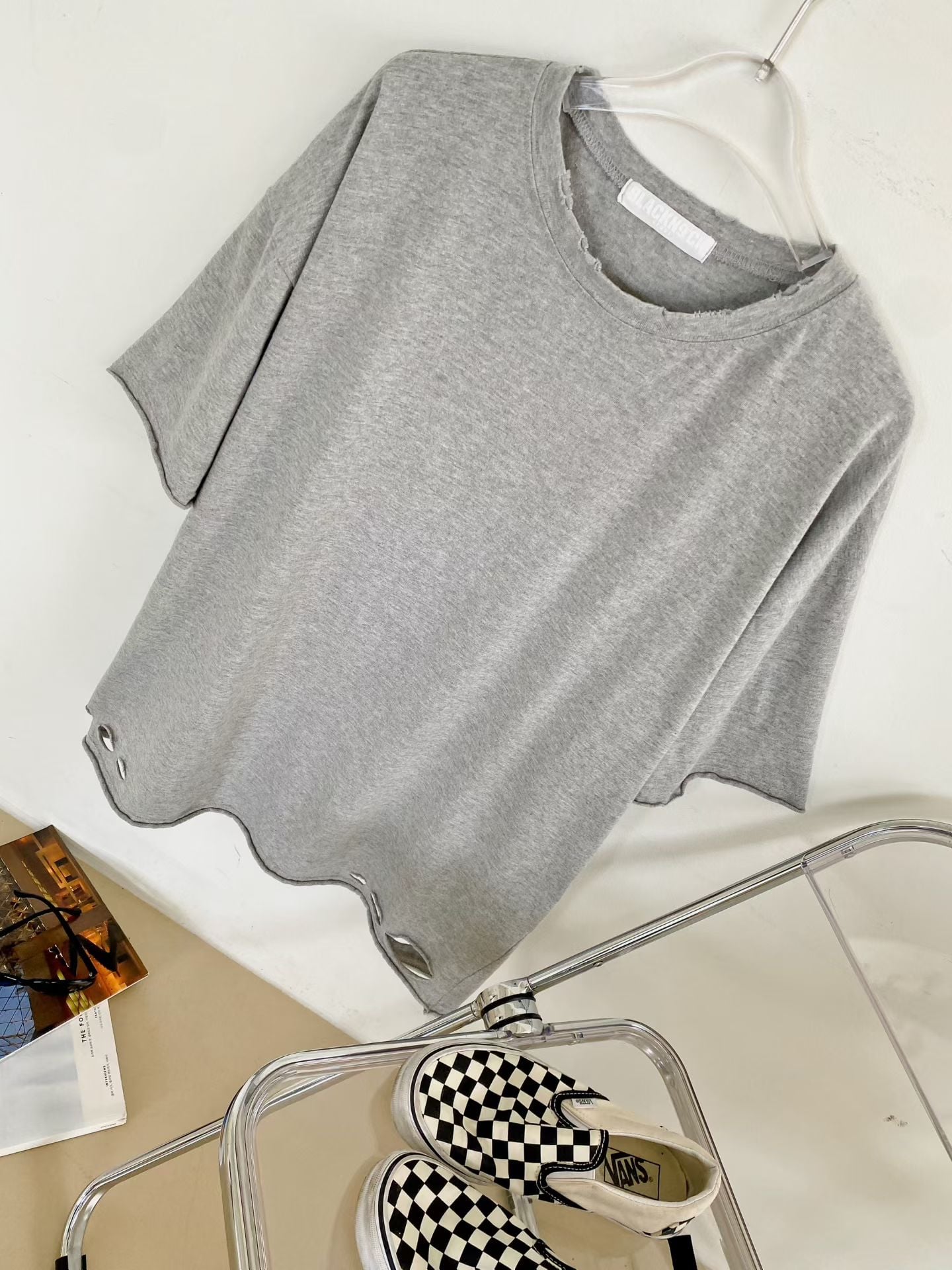 NB9 爛衫腳淨色Tee