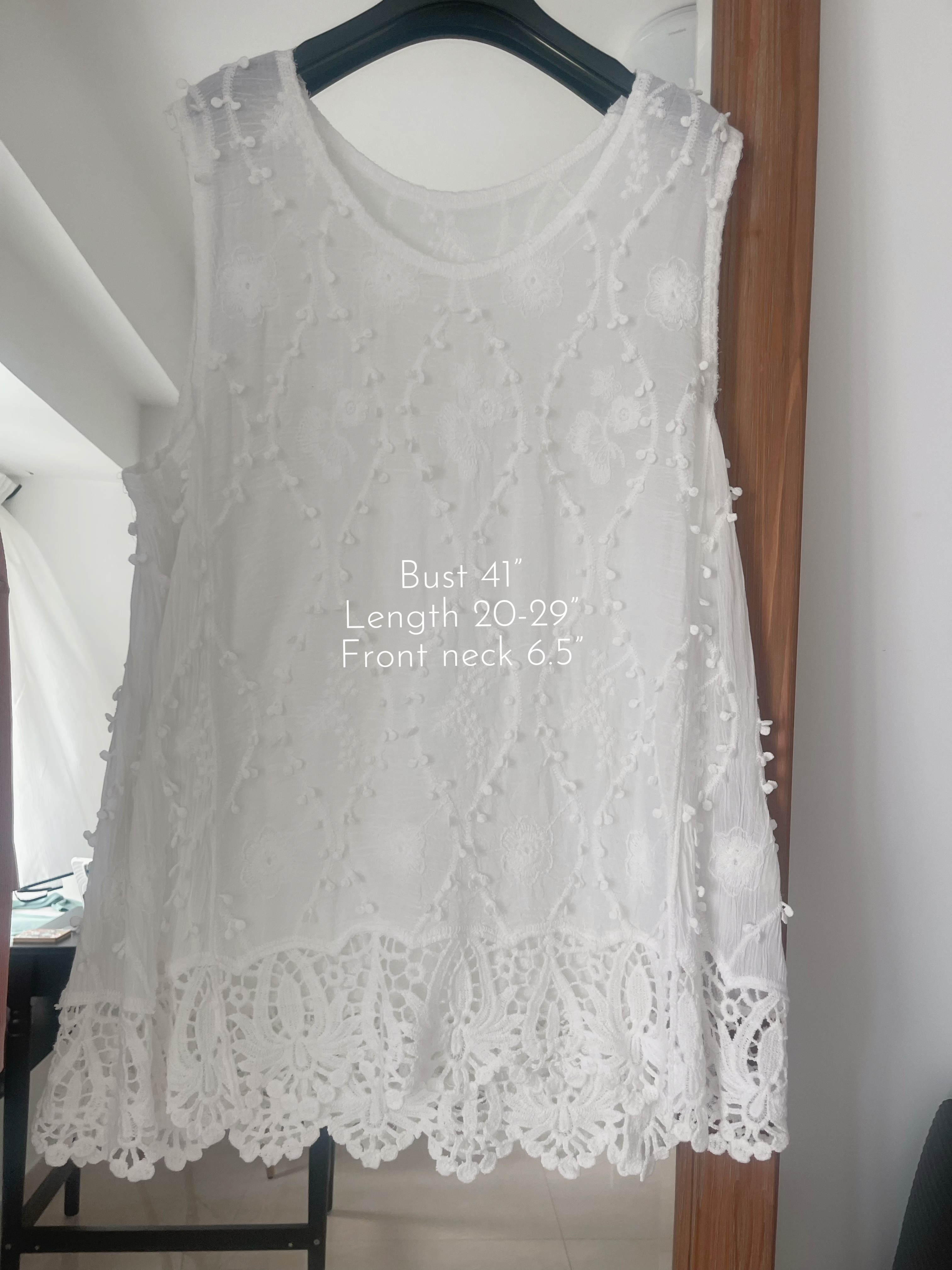 Textured lace top (Ivory)