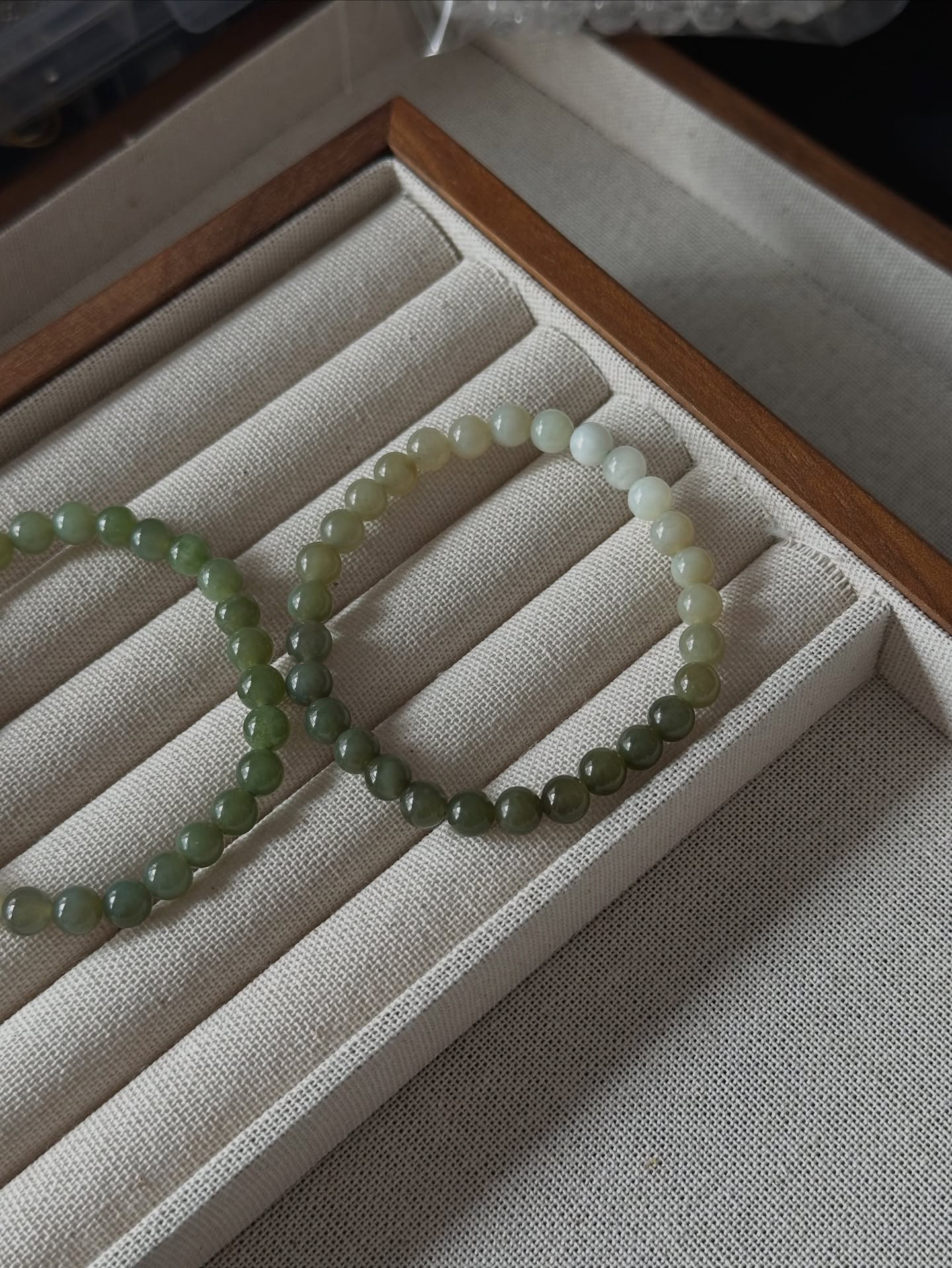 渐变和田玉 ｜ Hetian Jade