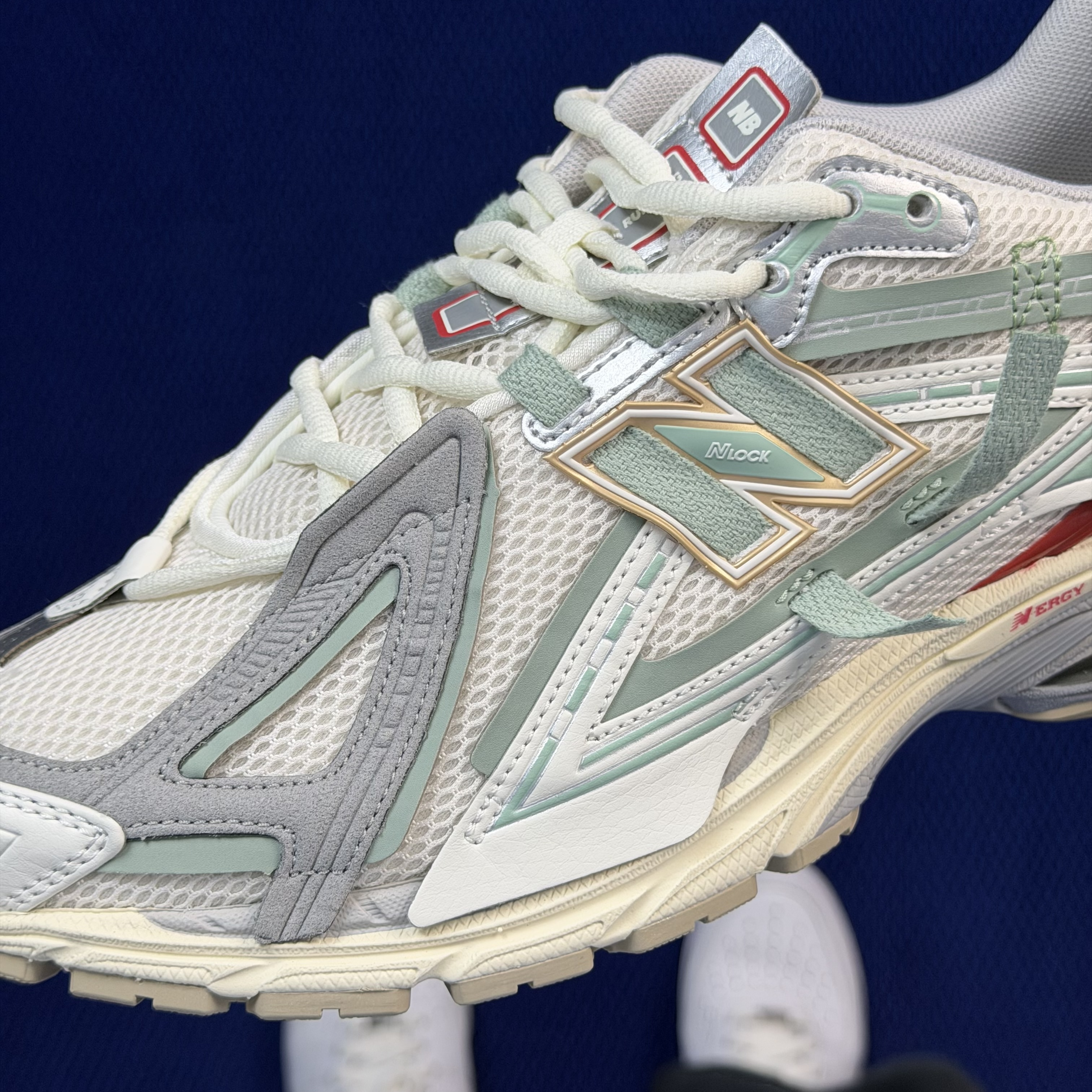 New Balance 1906A U19065DY