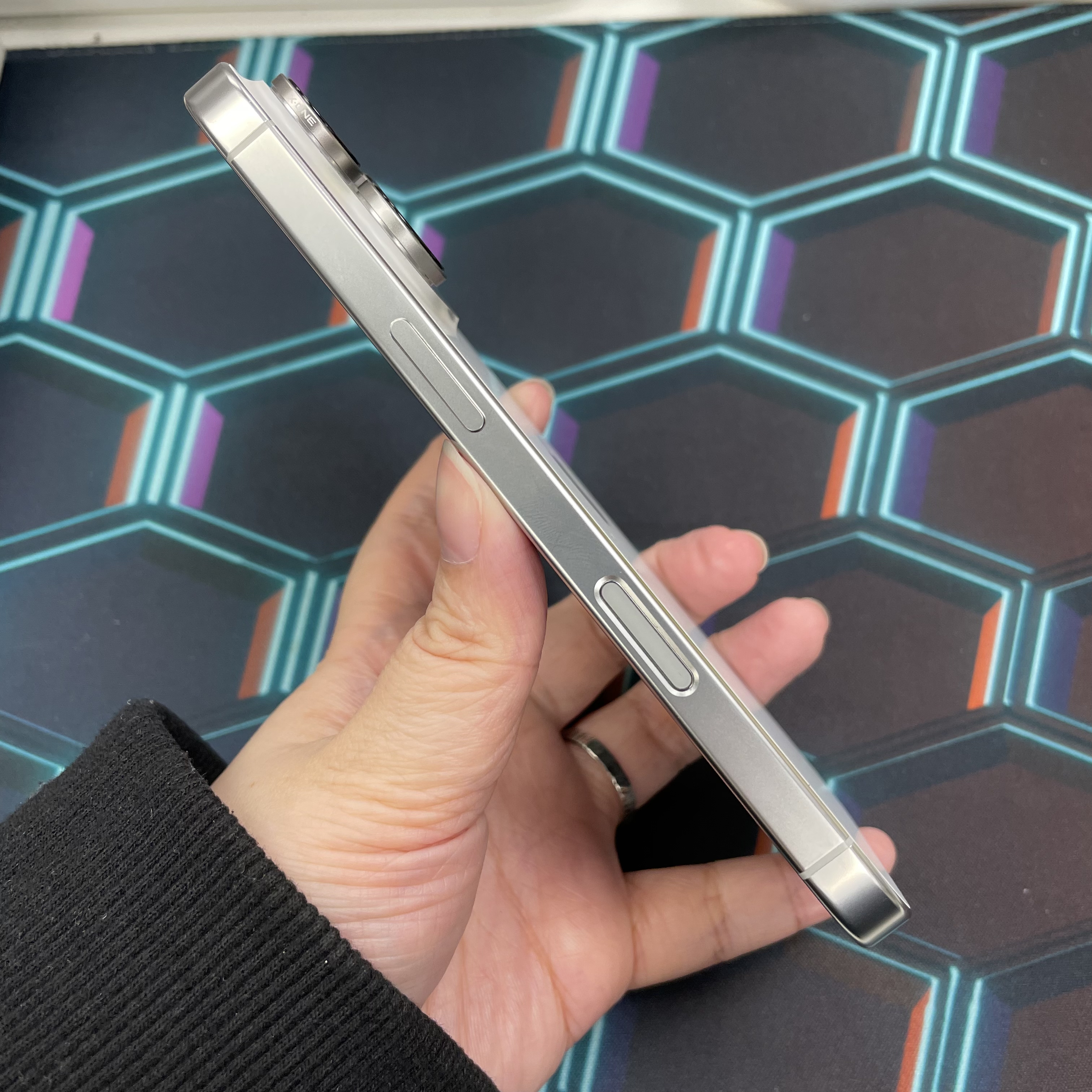 *6069 16 pro 勁靚機 256GB 電93 白色 white