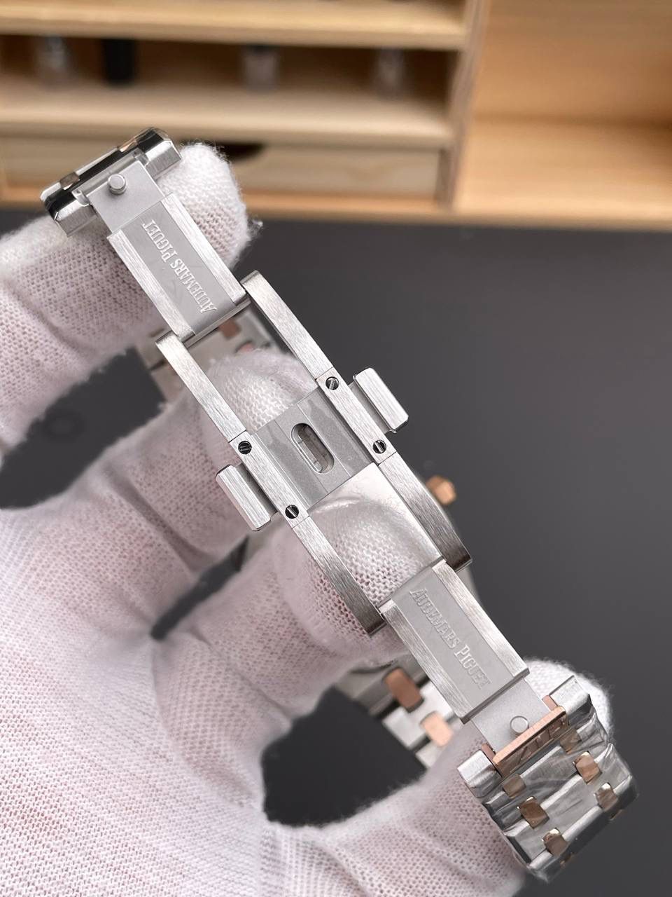 🚀爱彼AP67651 间玫金白盘/33mm/石英2713机💯