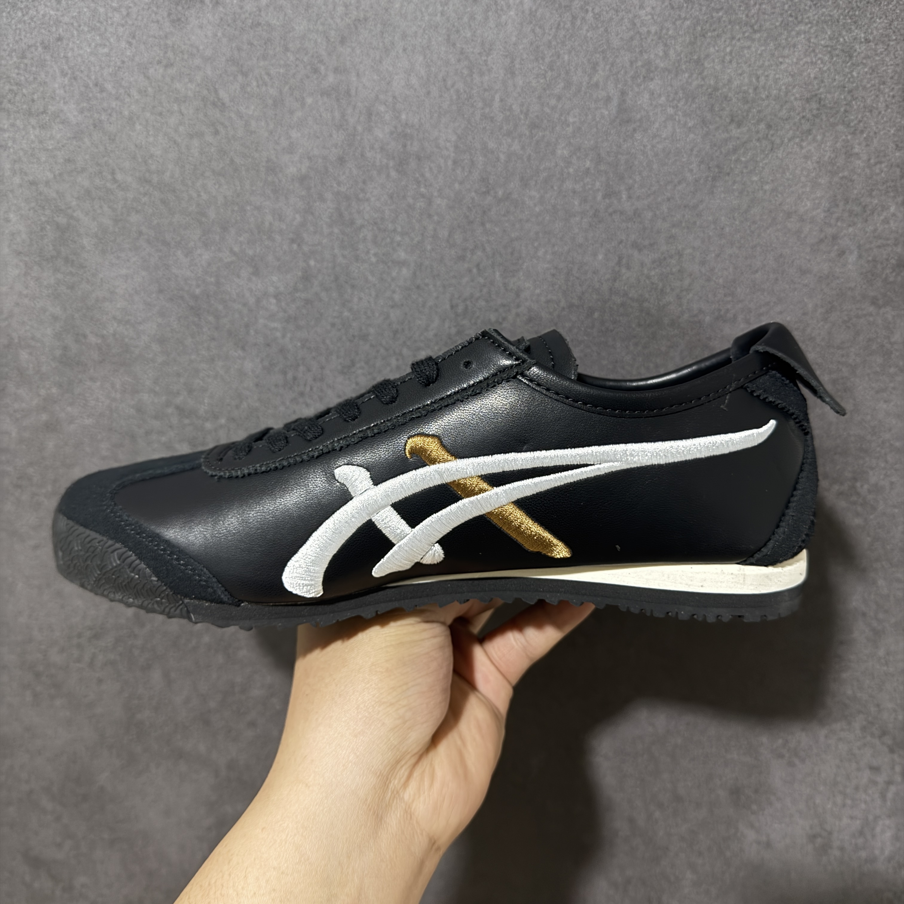 Onitsuka Tiger Mexico 66