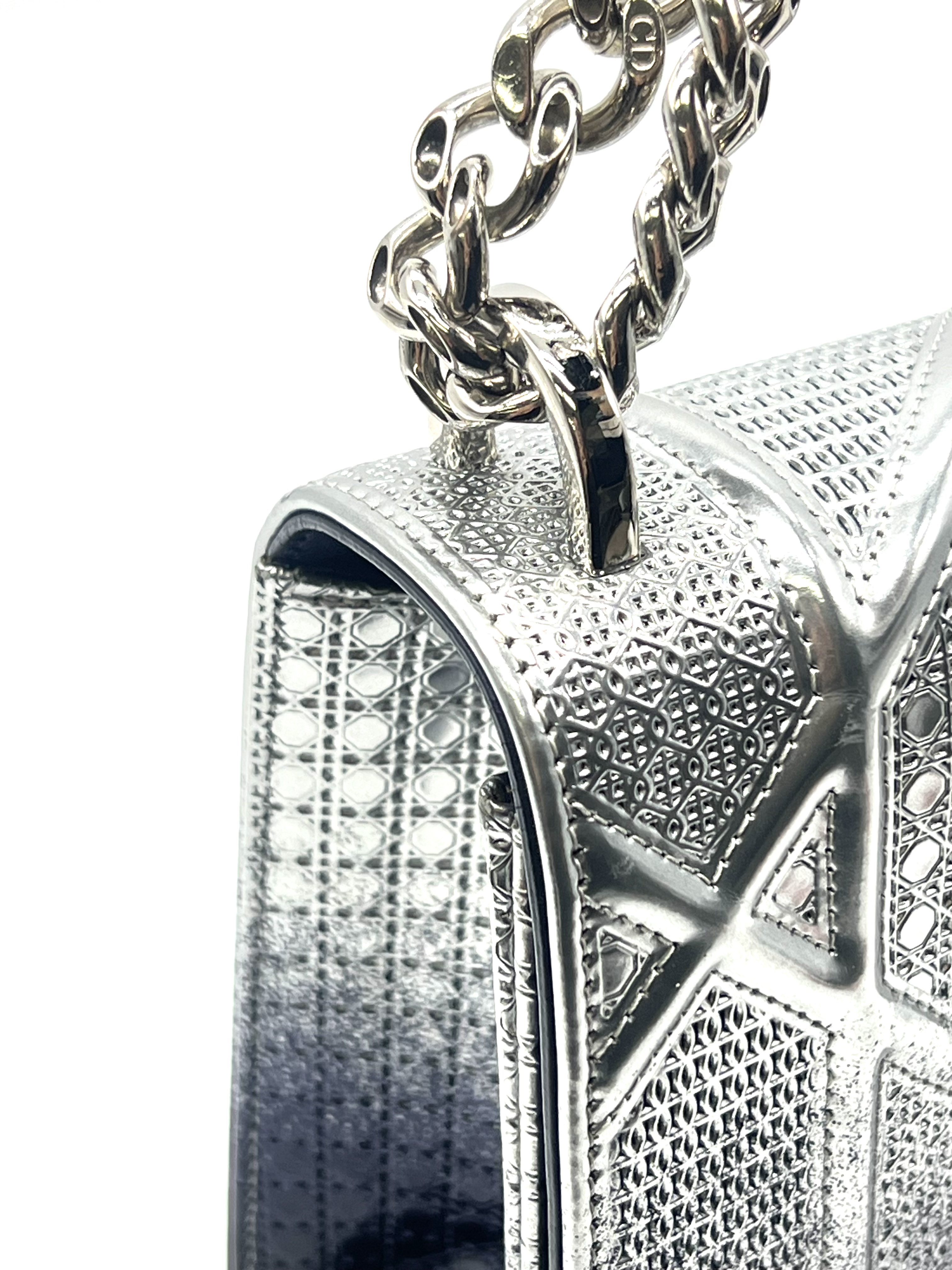 Pre-Owned DIOR Diorama / Product Code: 26051524