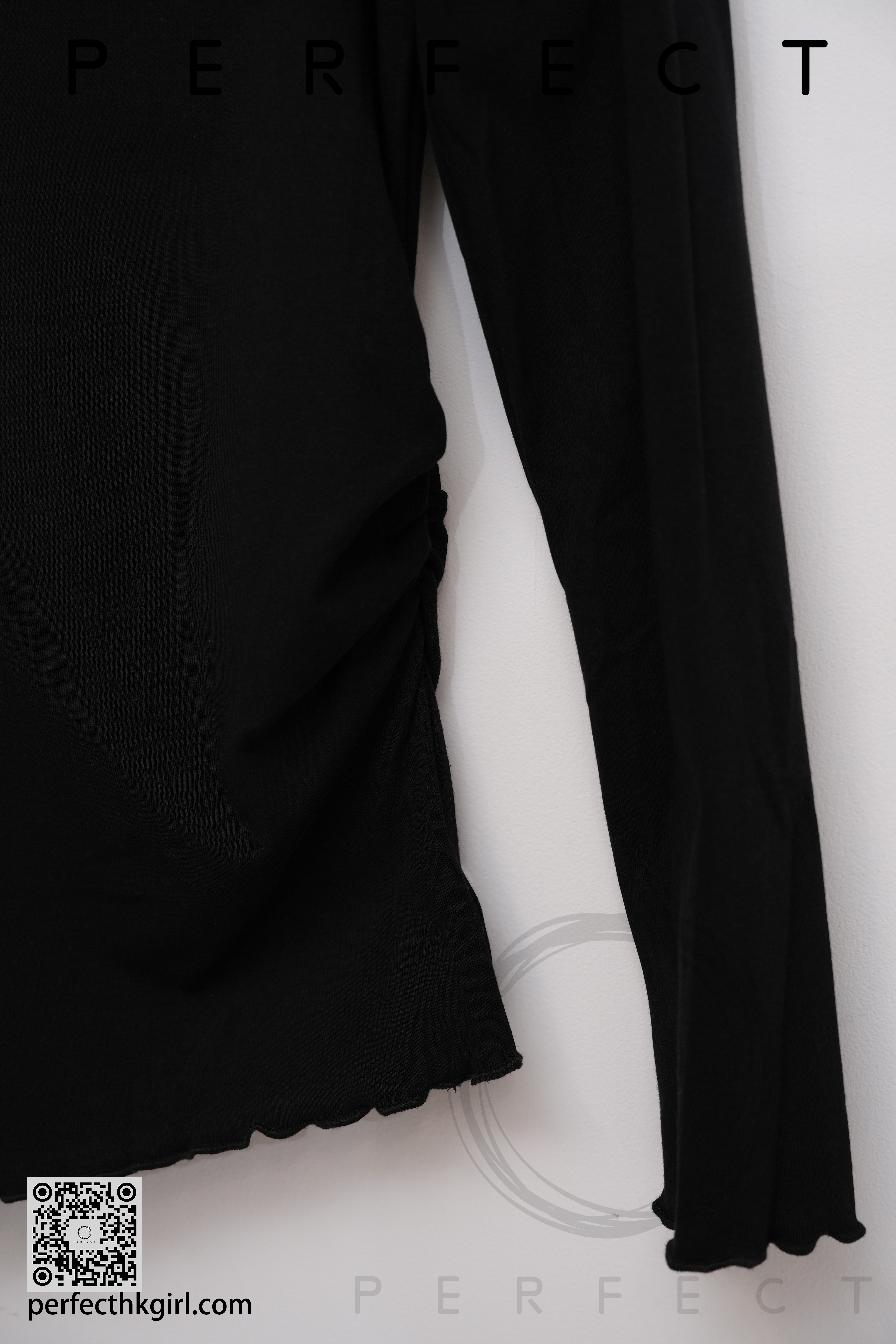 T0037_優雅水草RUFFLE領打底衫（顯瘦黑色）