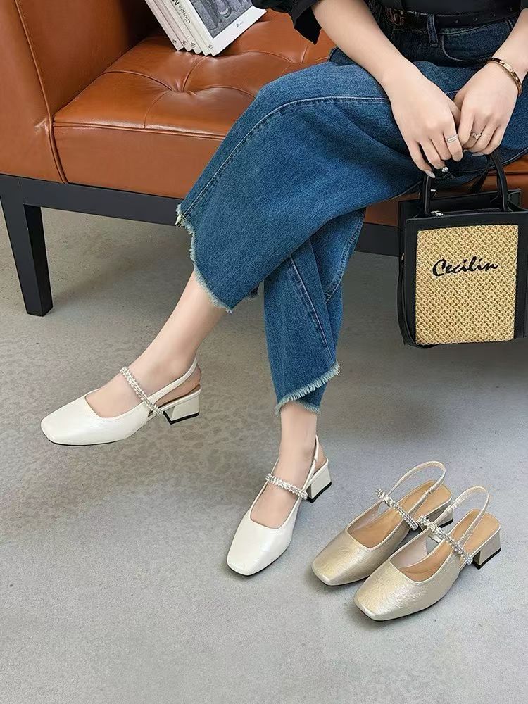 new款真皮鞋(碼數標准35~39 落單備注顔色碼數)