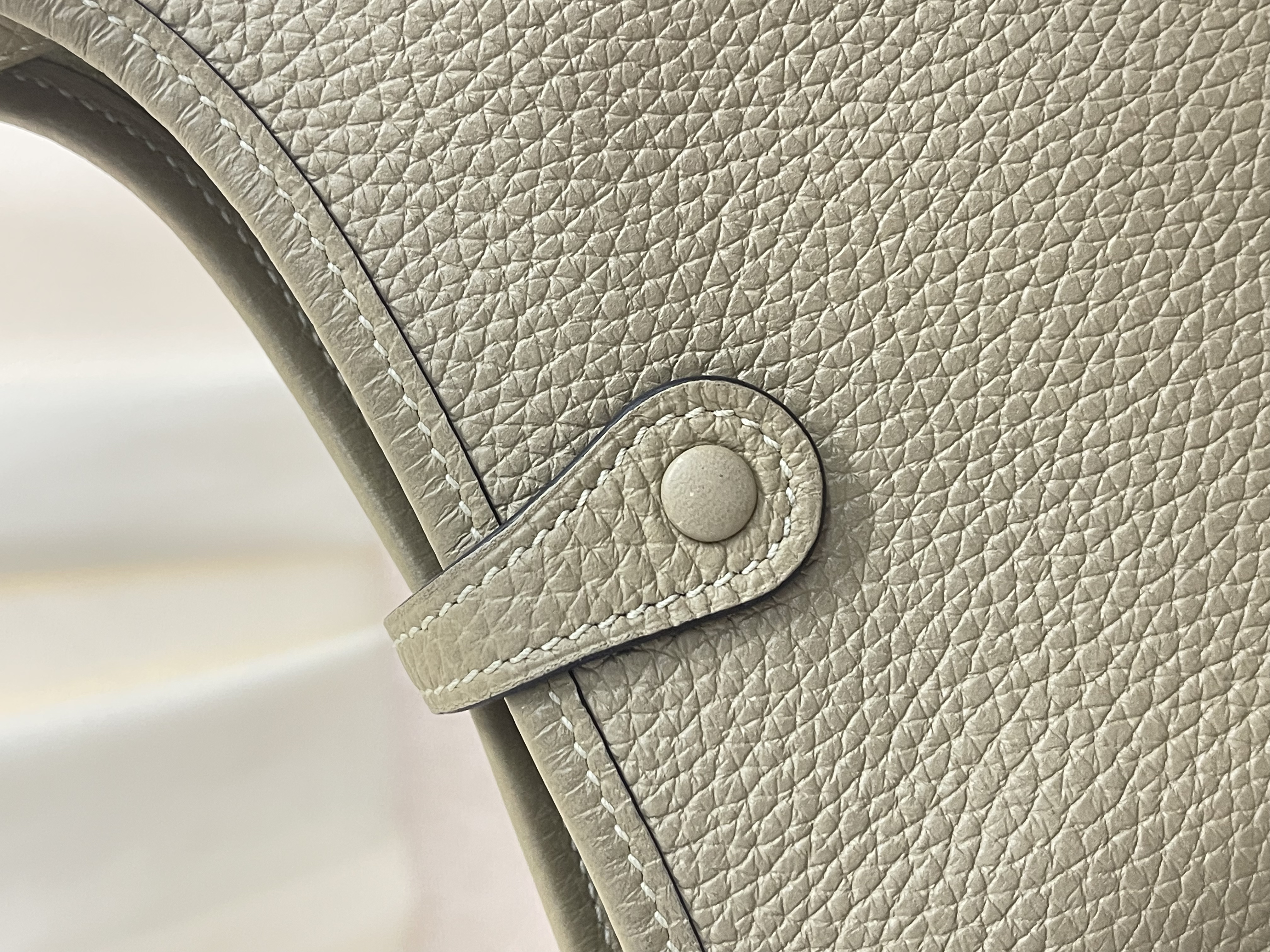 Pre-owned Hermes Mini E/ Stamp U/ Product Code: 26050501