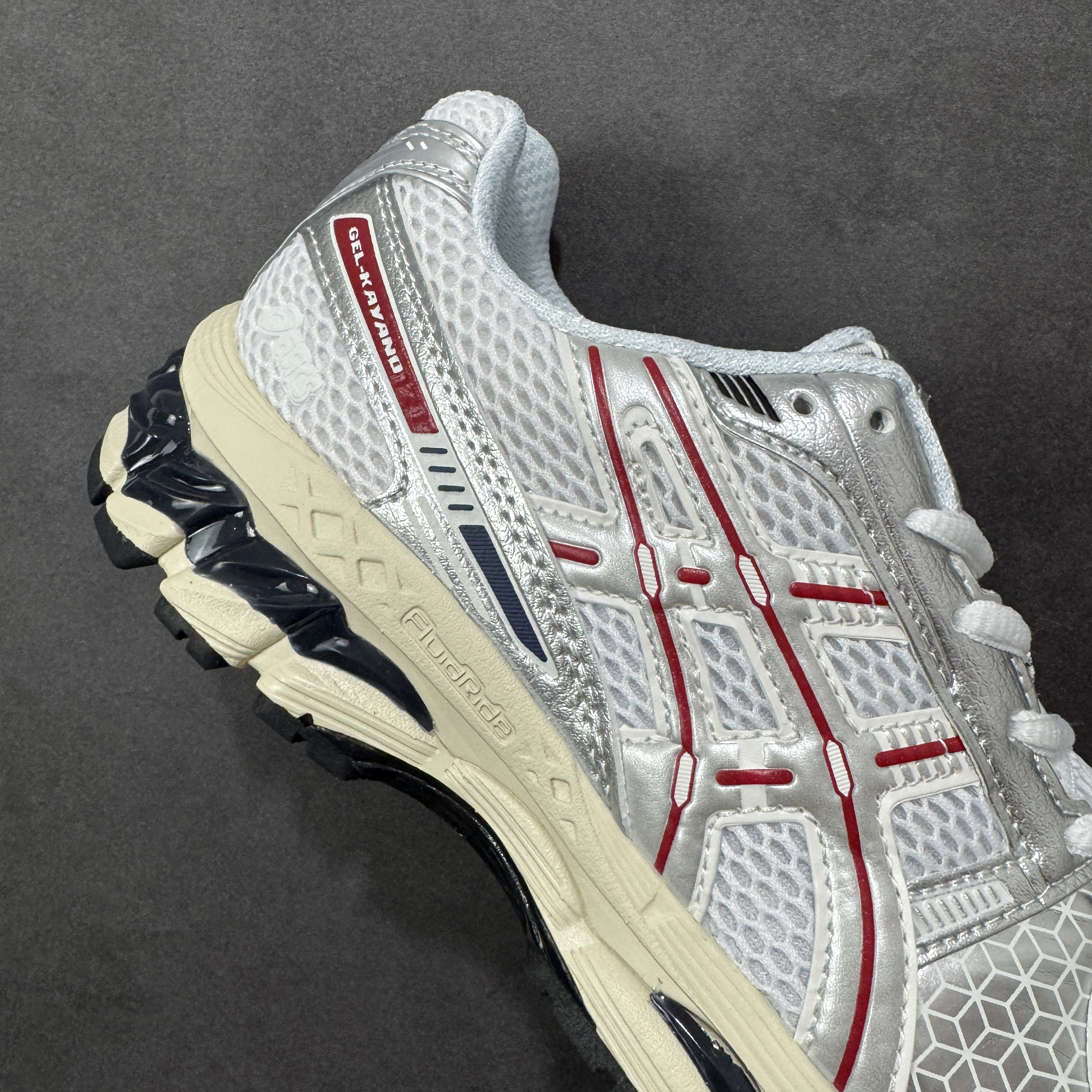 ASICS Gel-Kayano 12.1 1203A759-100