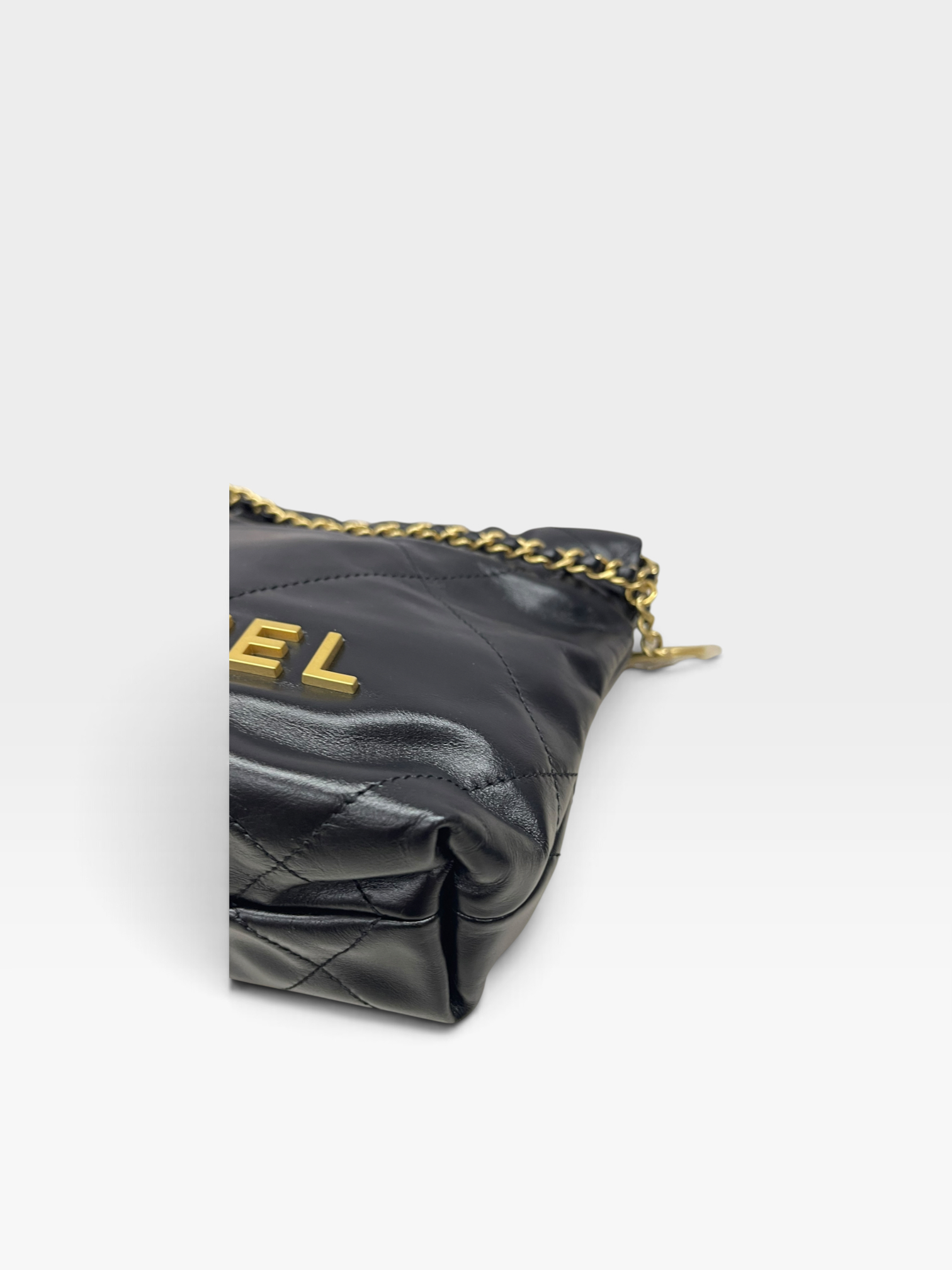Pre-Owned CHANEL Mini 22 Bag / Product Code: K090419