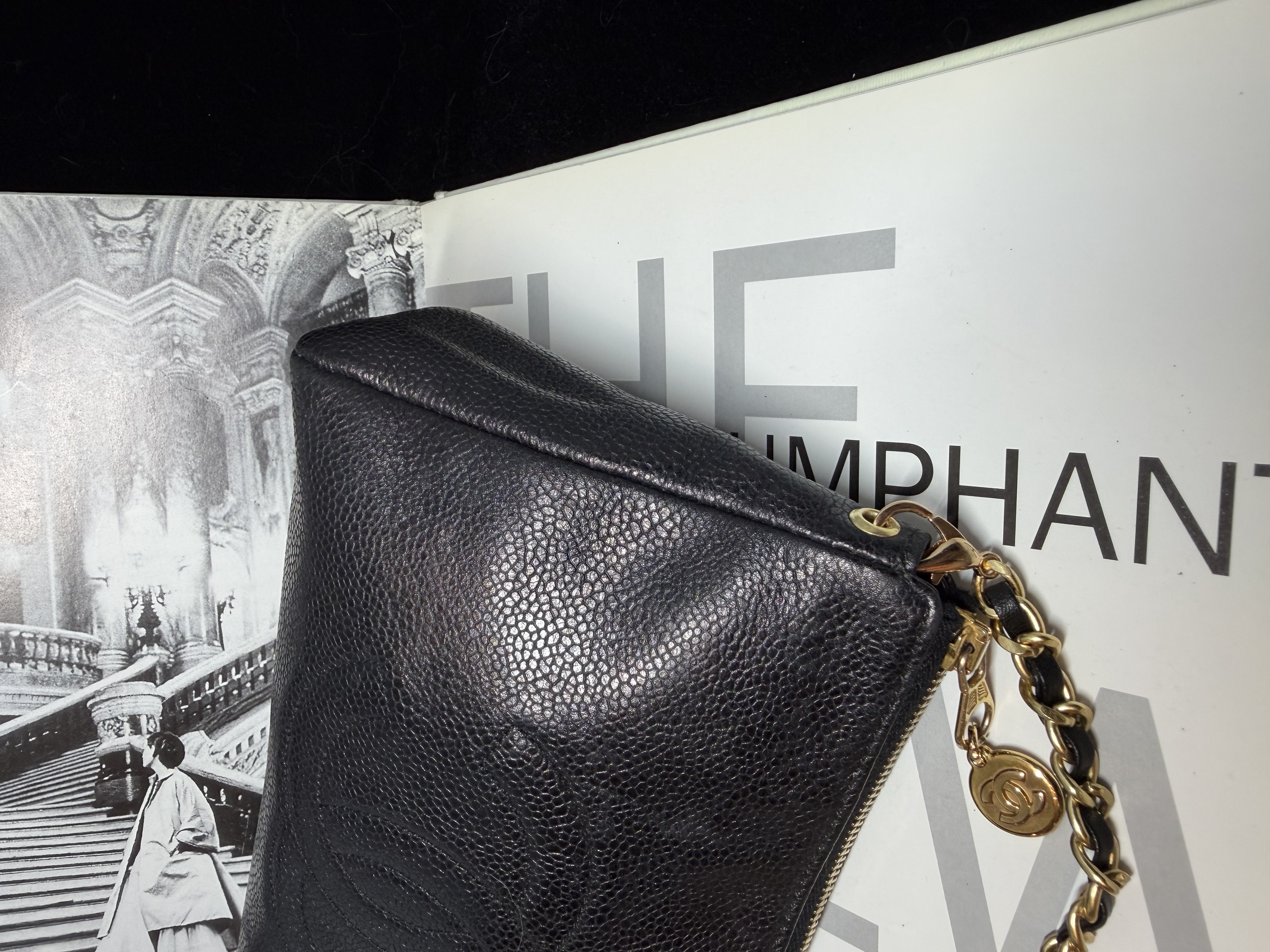 chanel cc black caviar vanity bag