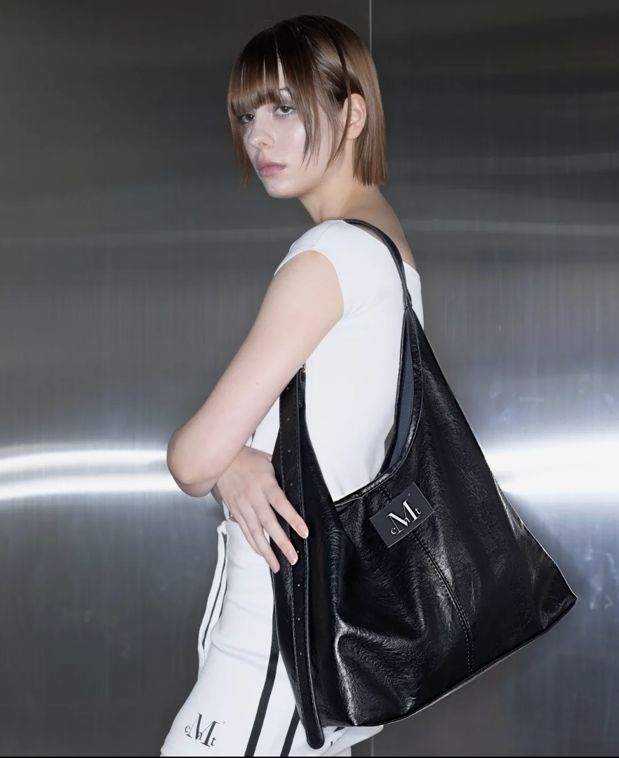 韓國 Mucent 月牙 皮革單肩包｜ Crescent Leather Shoulder Bag