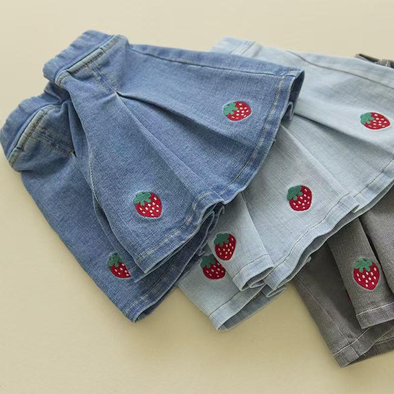 韓版草莓刺繡牛仔裙