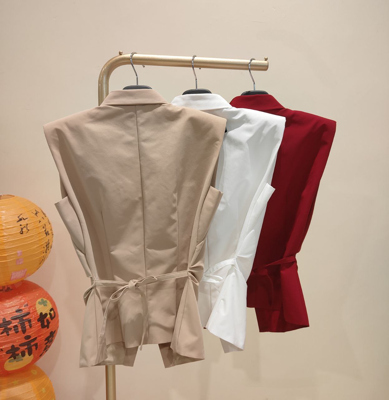 出袖显瘦上衣 2667