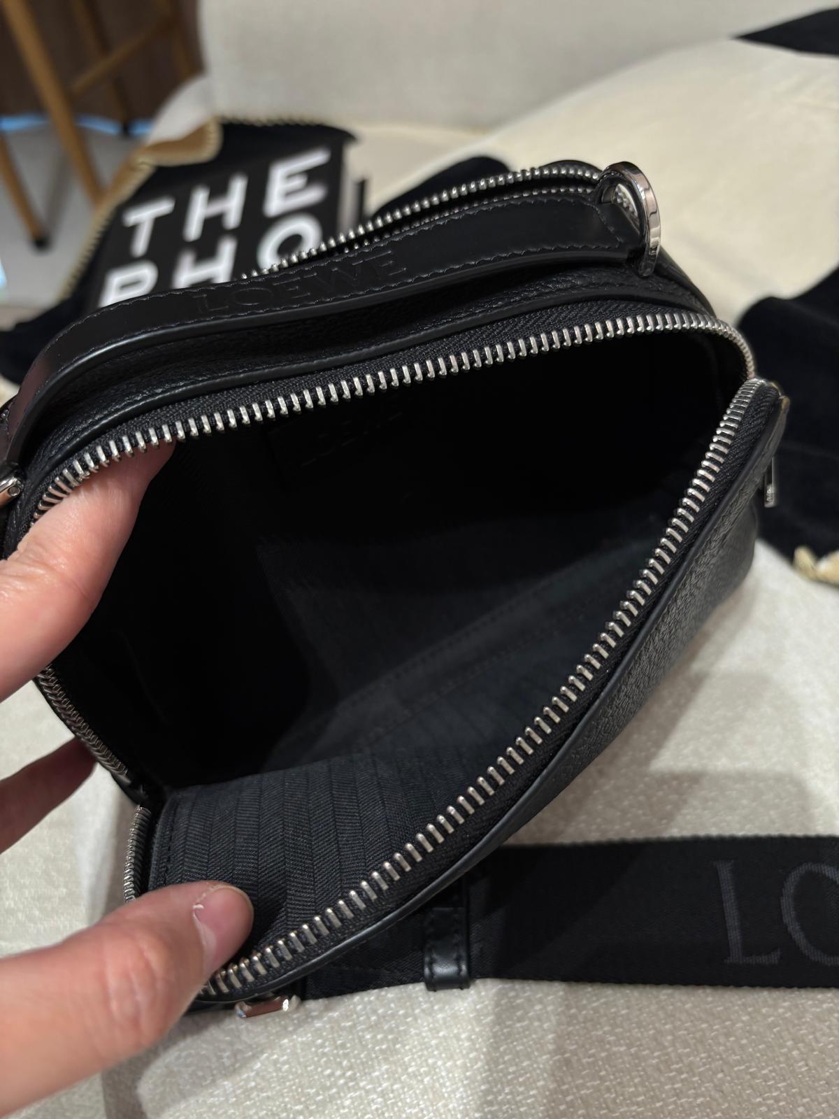 Loewe camera bag calfskin 100%Authentic, 98%new ✅strap✅Dust bag