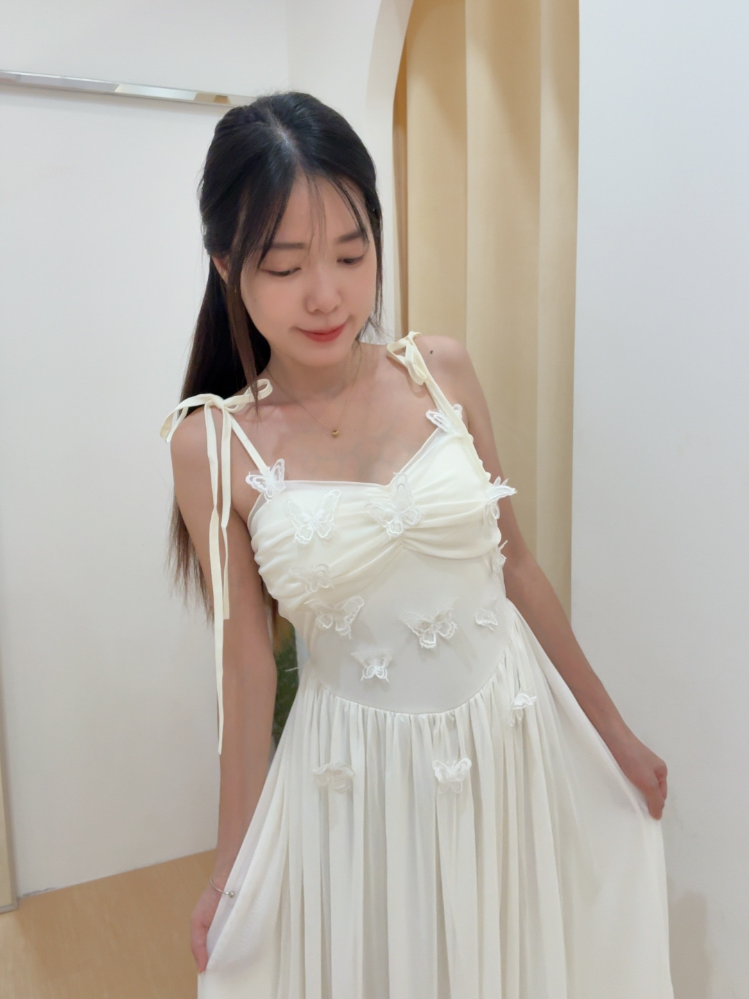 甜美仙气立体蝴蝶网纱连身长裙 R3086
