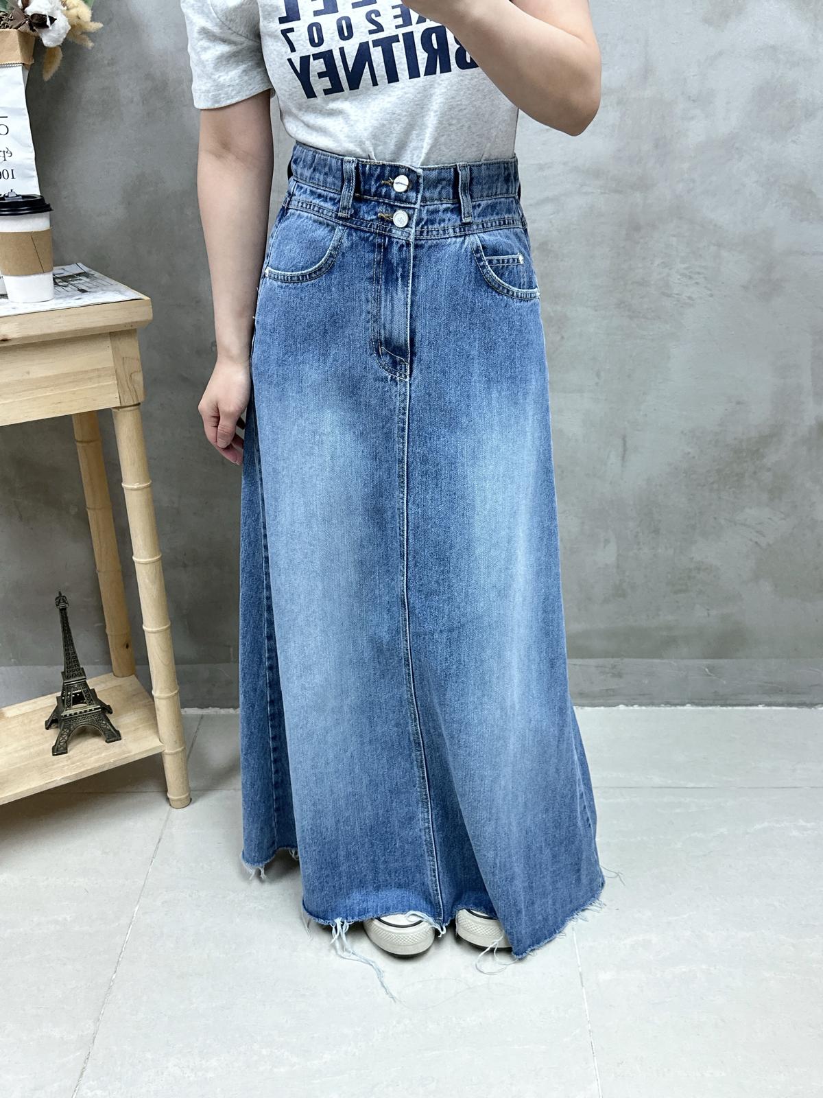 K05 單邊露膊英文字top