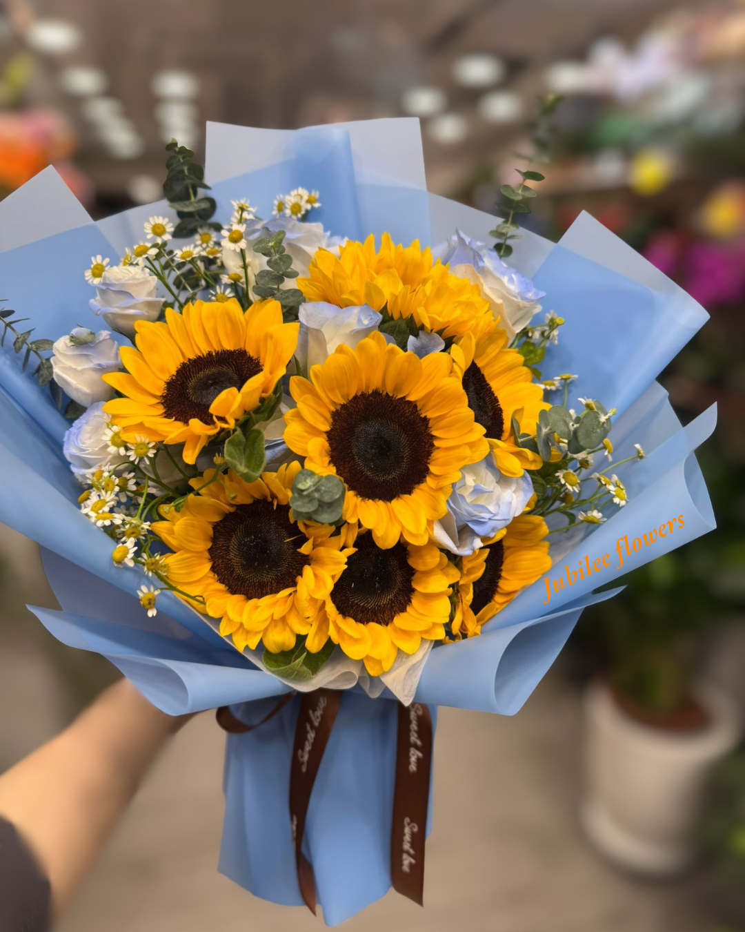 🌻向日葵花束  · 碎冰藍玫瑰花束