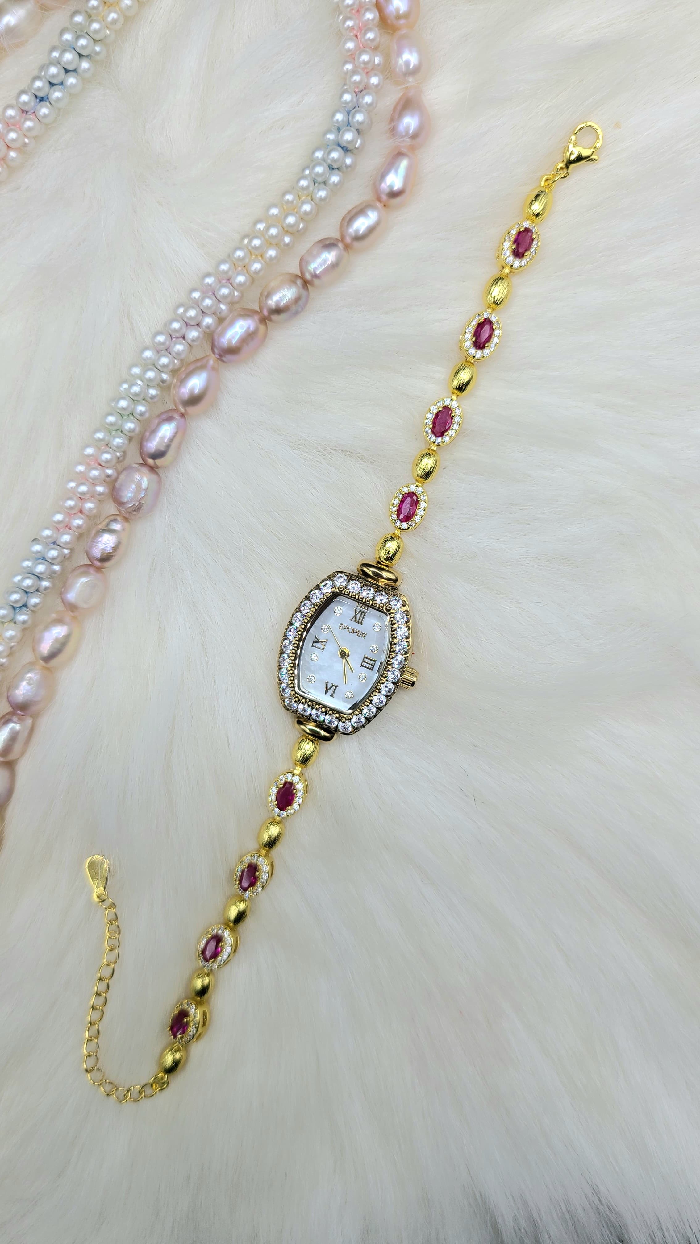 天然紅寶石鋯石貝母面包金石英錶