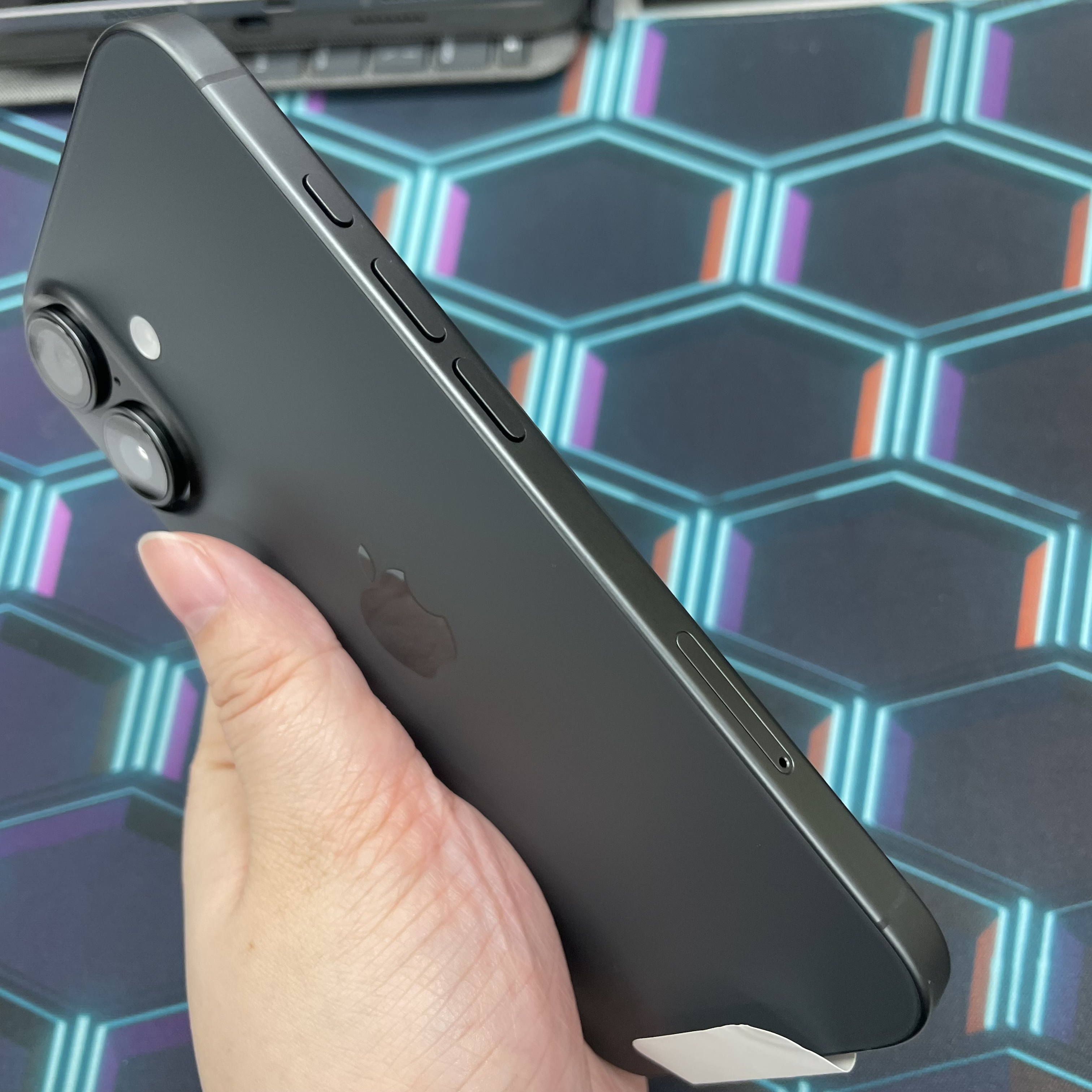 *5956 17 全新機 512GB 電100 黑色 black