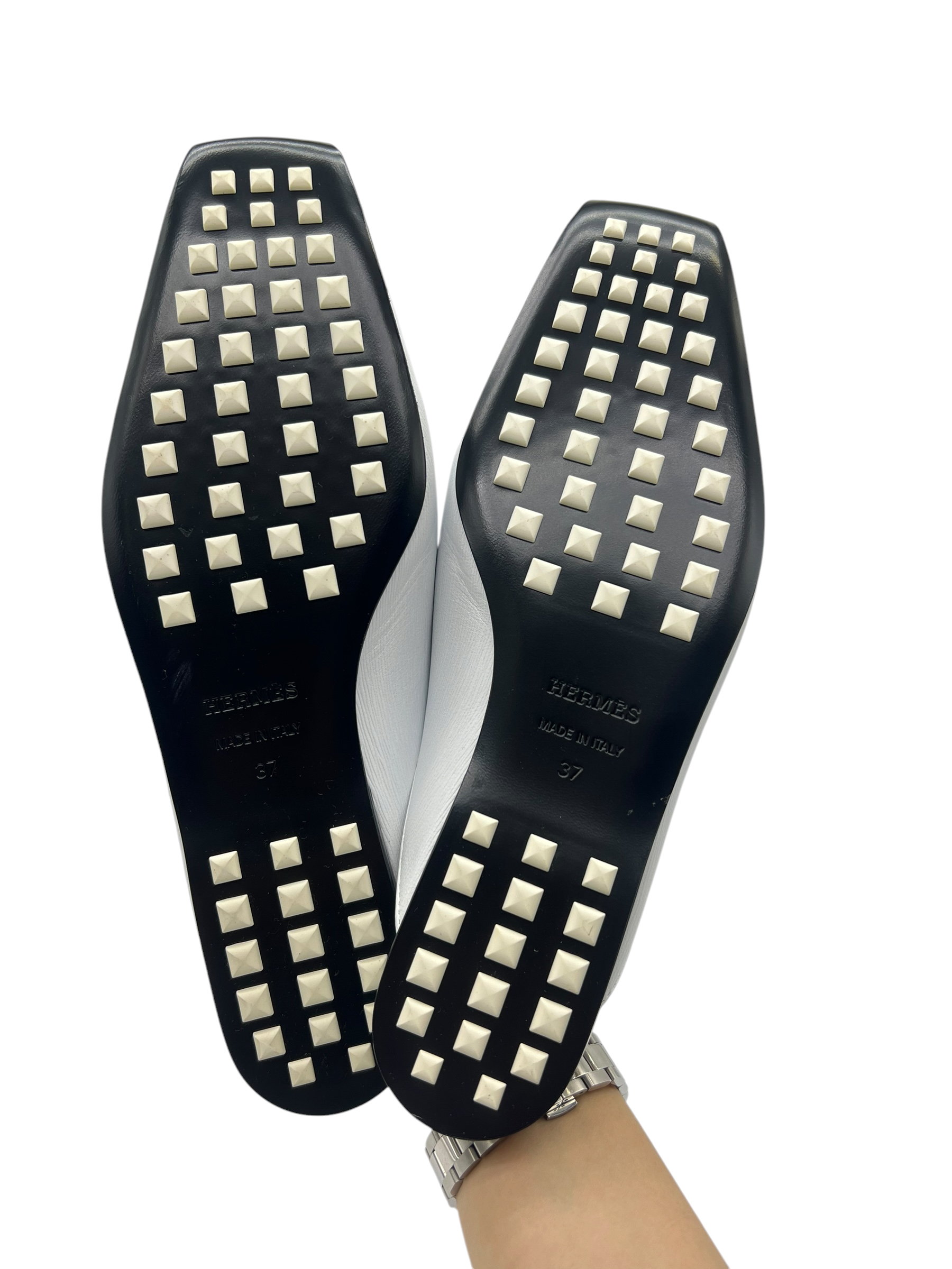Pre-Owned HERMÉS Eloge Mules Chèvre Liegee Blanc / Product Code: 26052006