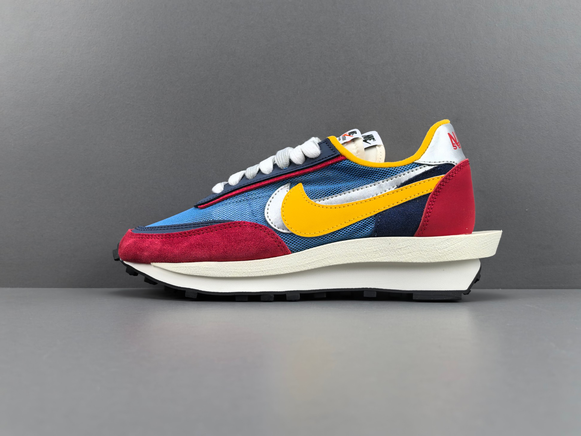 Nike LDWaffle x Sacai "Varsity Blue" BV0073-400
