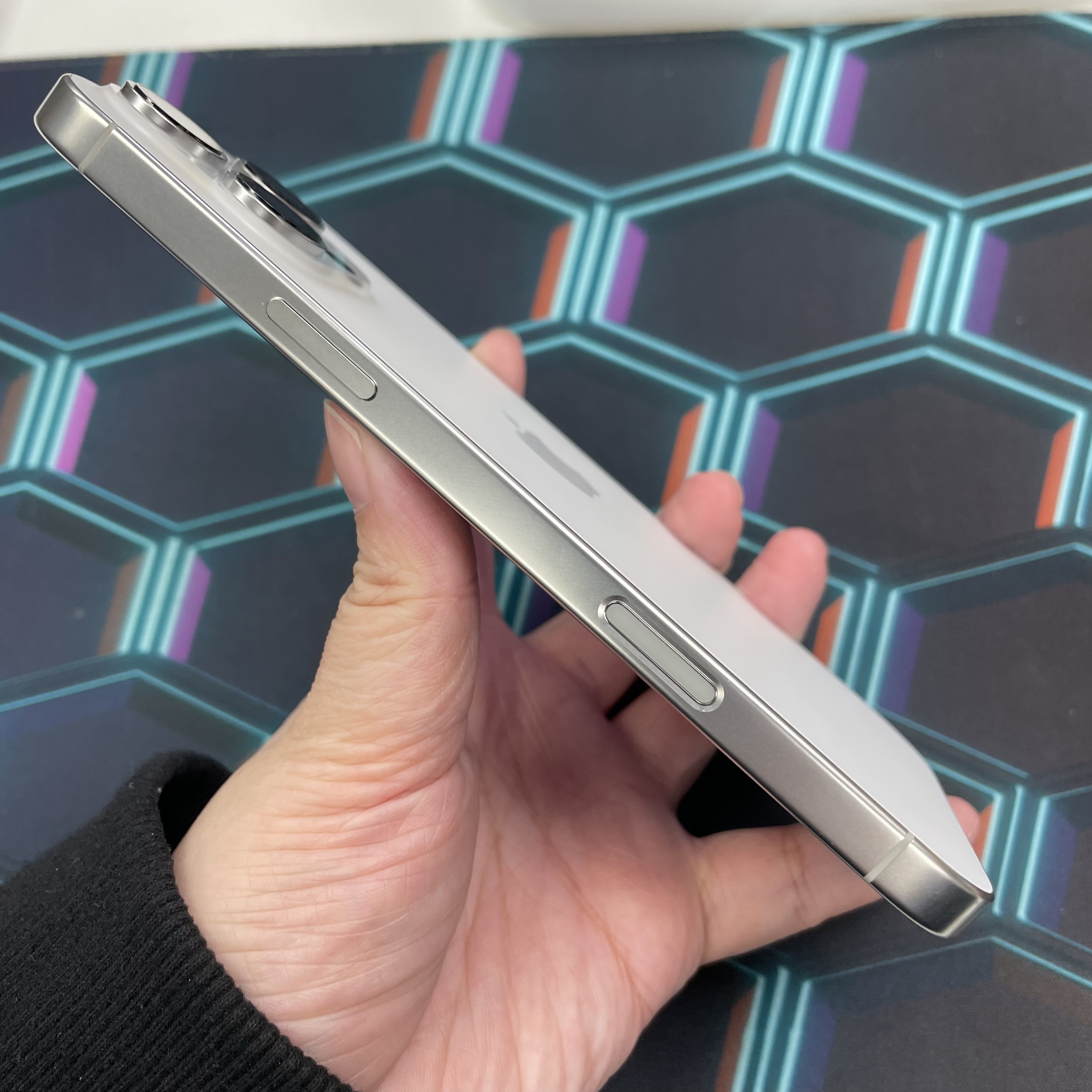 *6147 16 Promax 全新機 512GB 電100 白色 White