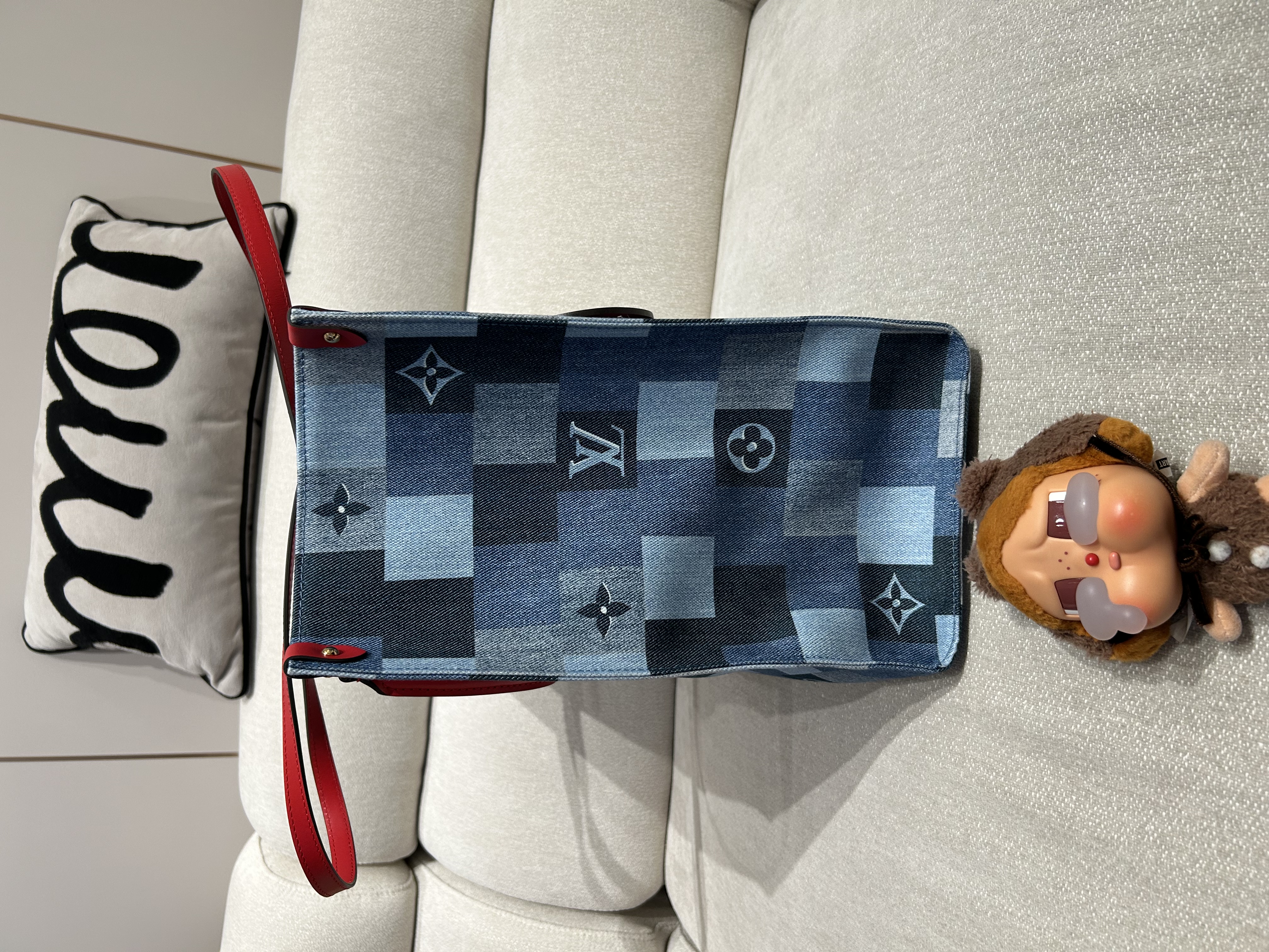 LV  On The Go M44992 Denim 限量版patch work 牛仔布100%Authentic, 98%New ✅Dust bag