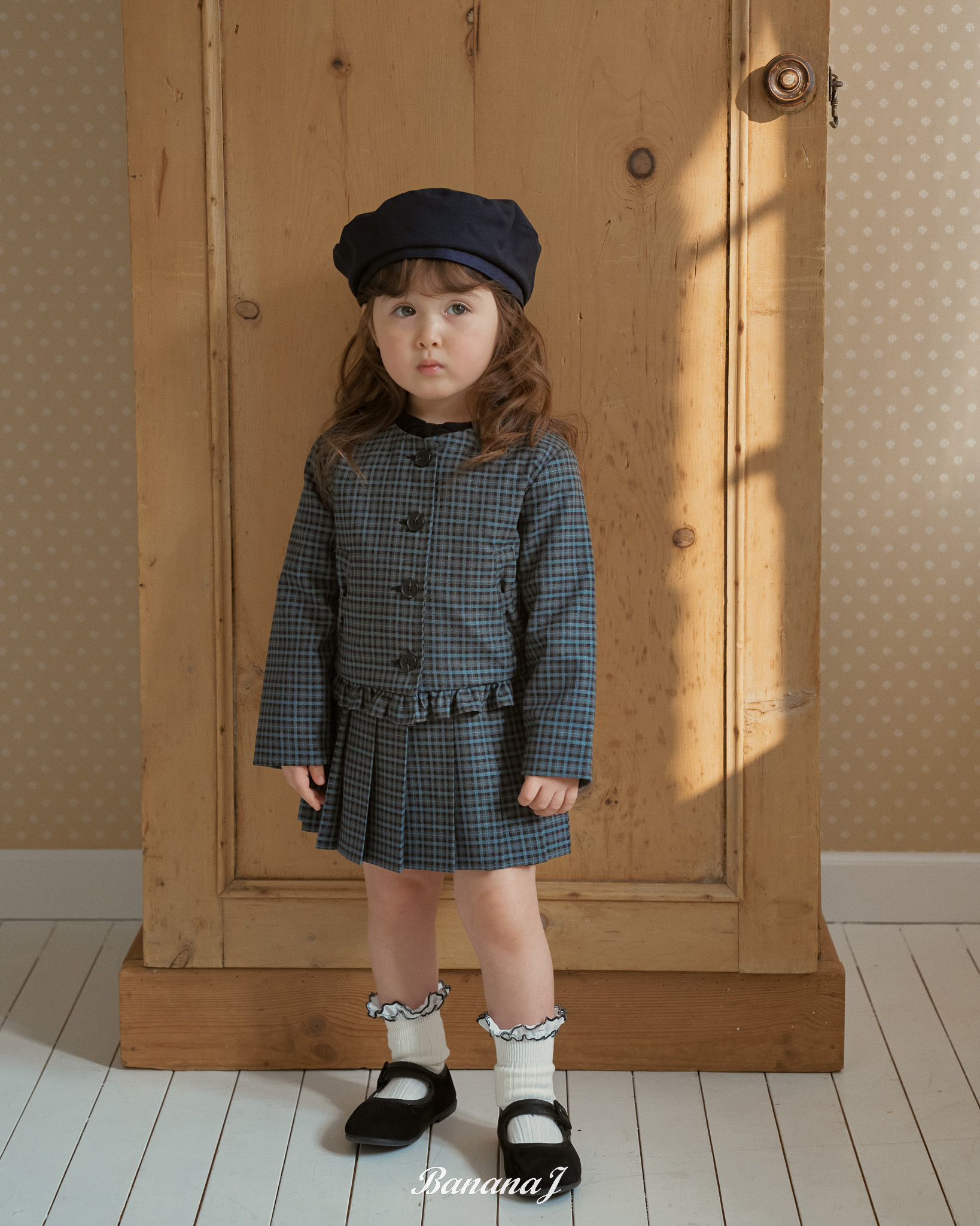 Ruffle Cardigan /  百摺短裙