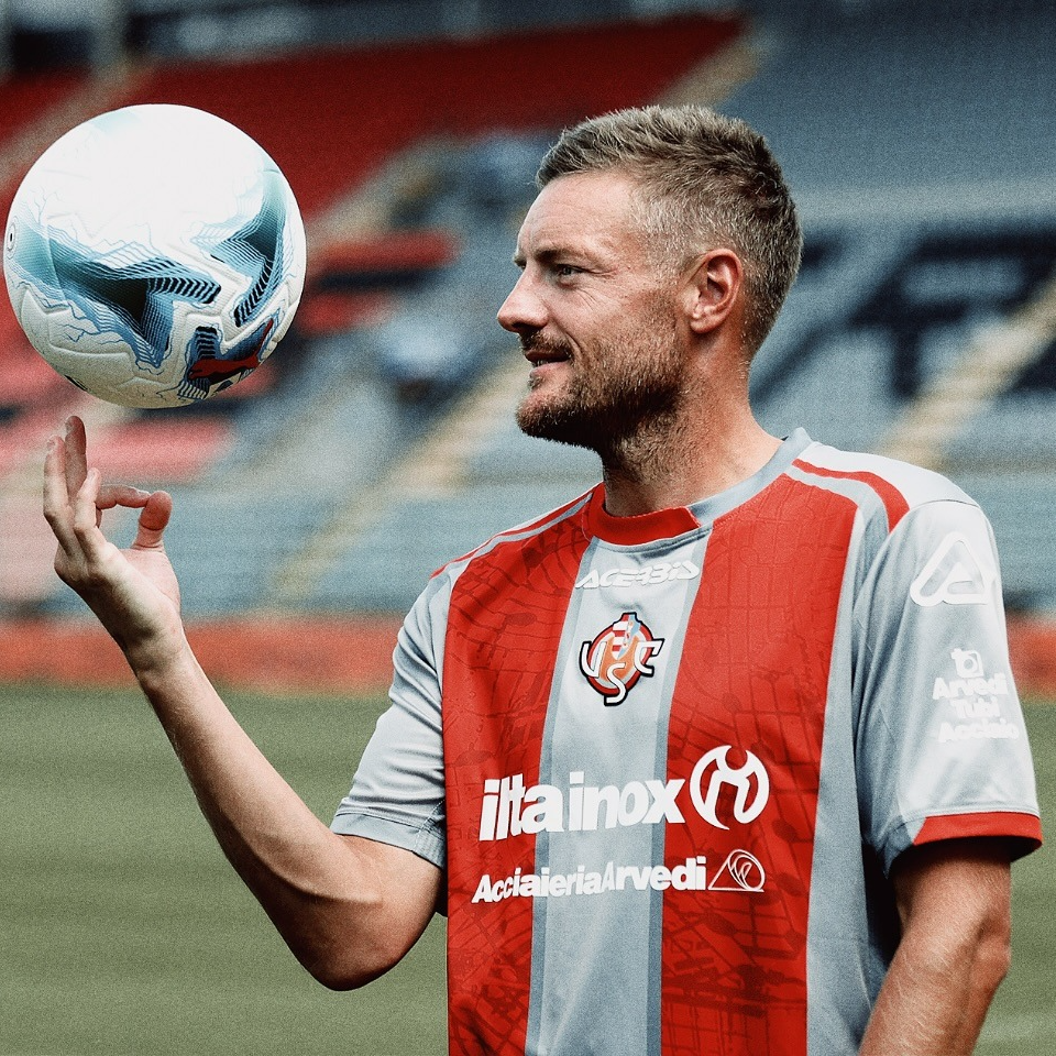 US Cremonese 克雷莫納 2025-26 主場球衣 (可加印字)