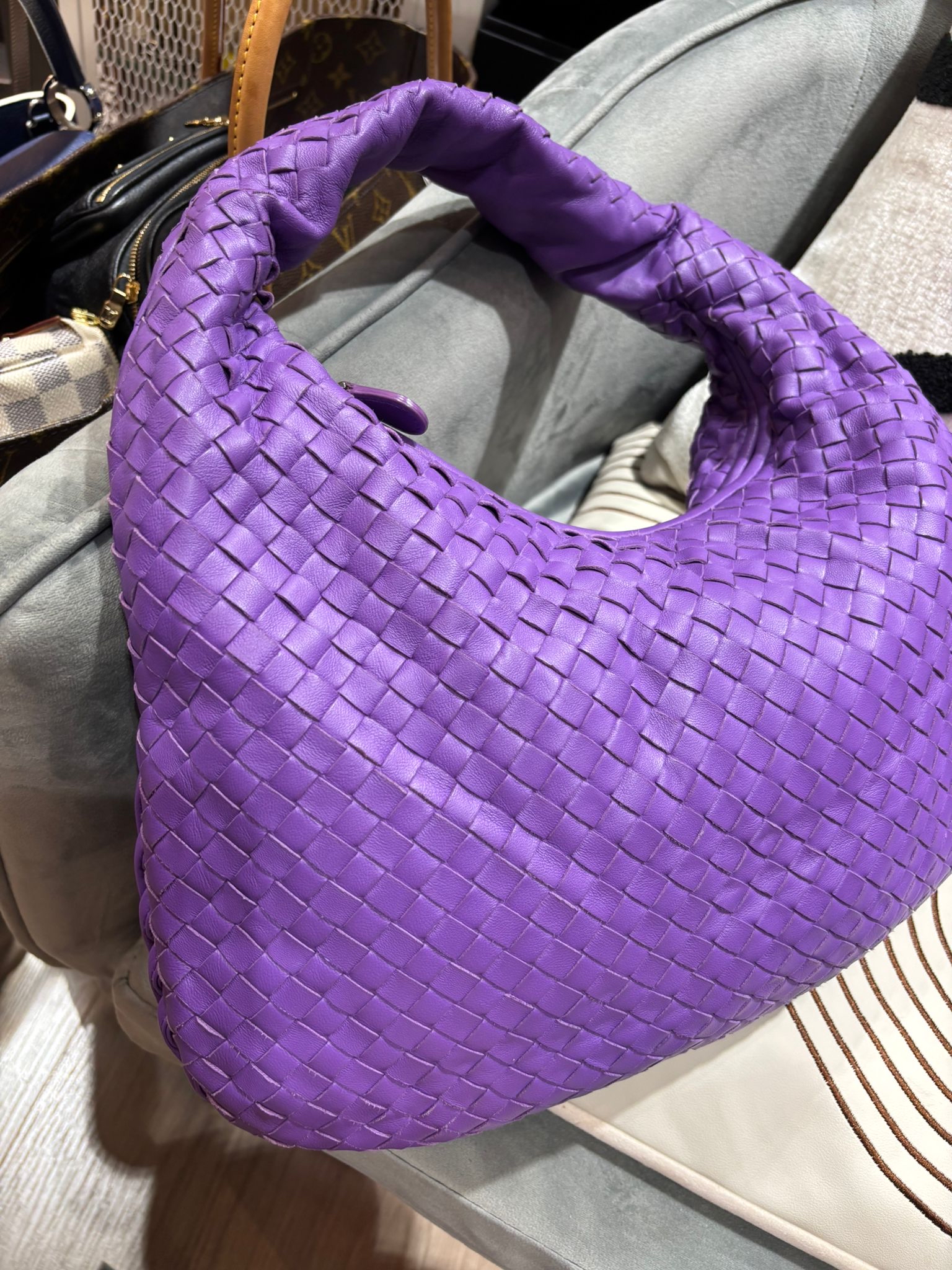 Bottega Veneta BV Intrecciato hobo Shoulder Bag 100%Authentic, 95%new ✅dust bag 