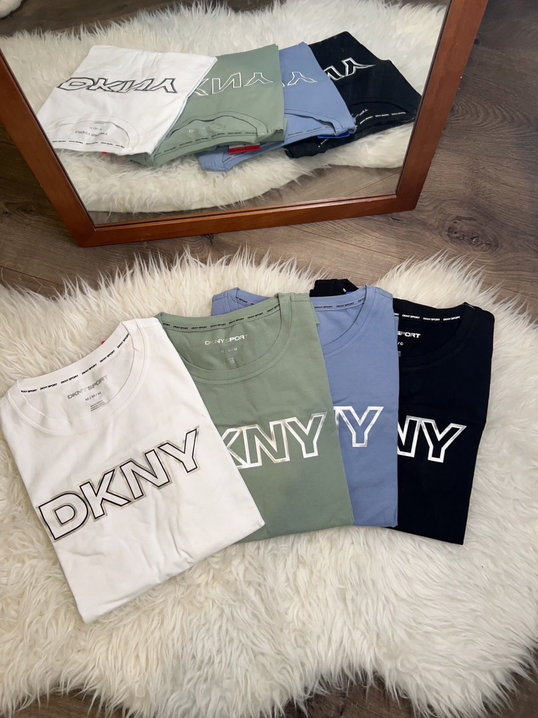 *🇺🇸美國直送DKNY 短袖Tee*