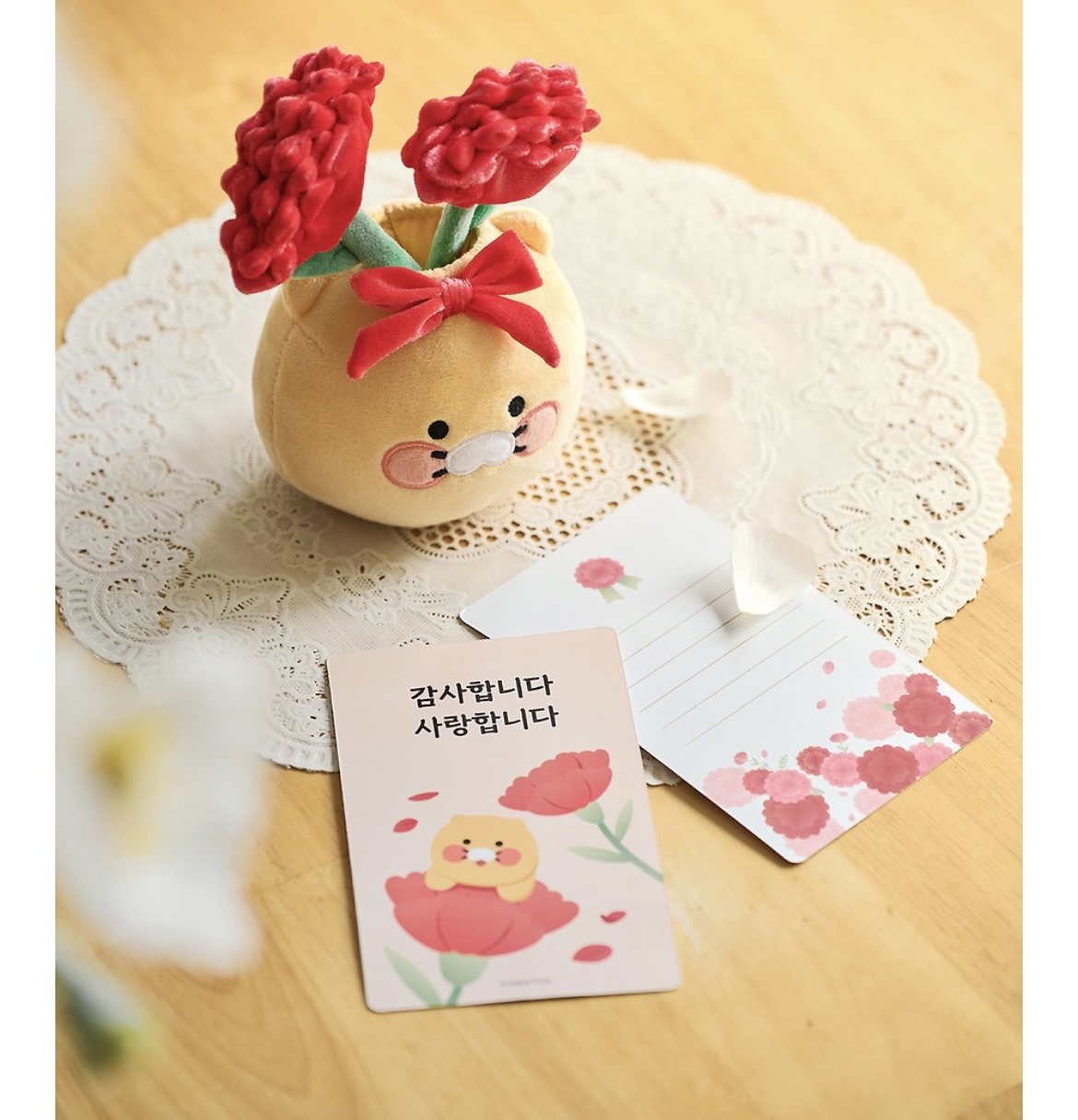 Kakao Friends 春植康乃馨花盆公仔