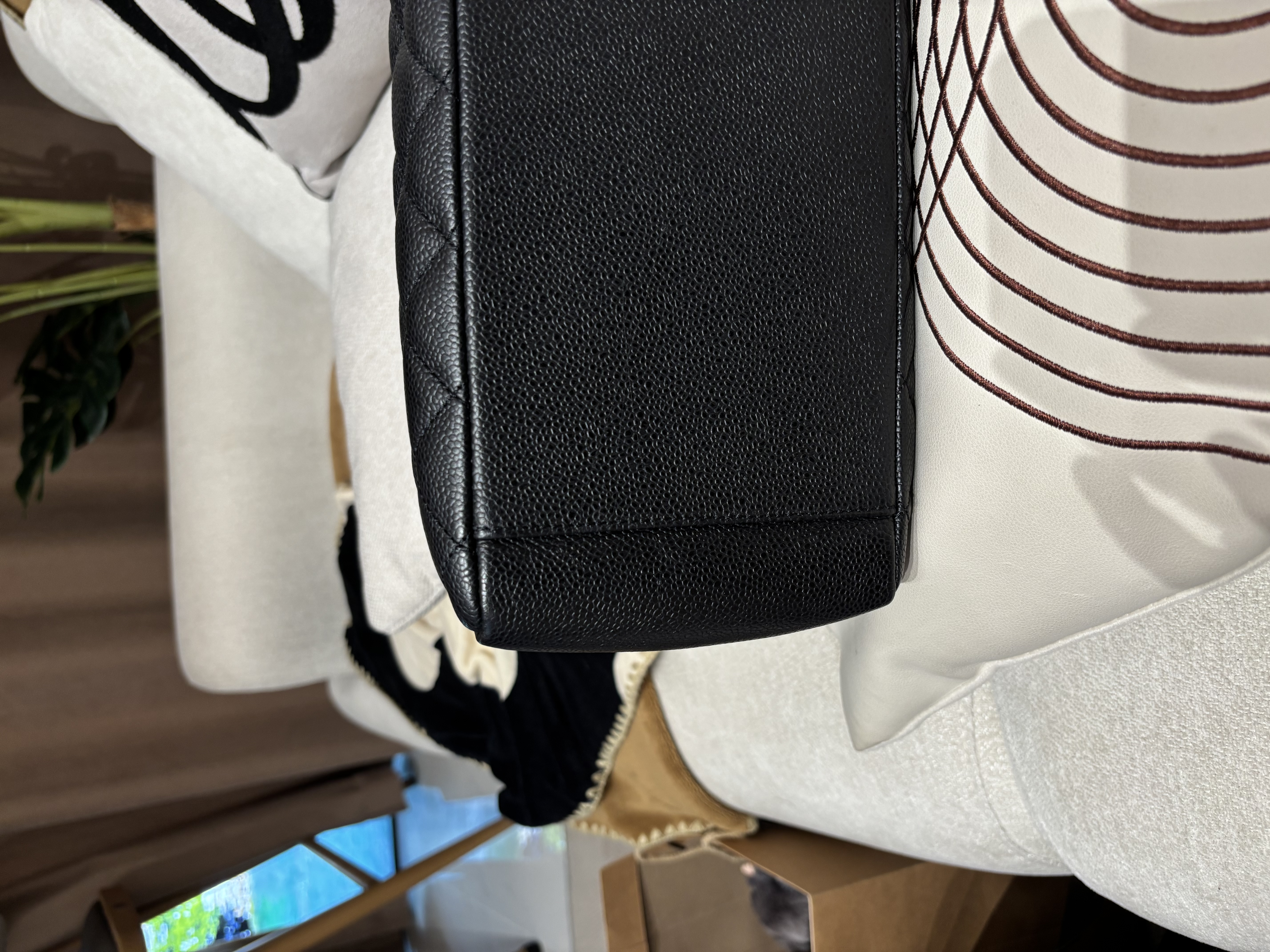 Chanel GST grand shopping tote 黑色荔枝牛皮銀鏈 100%Authentic, 98%new✅card✅Dust bag✅Box